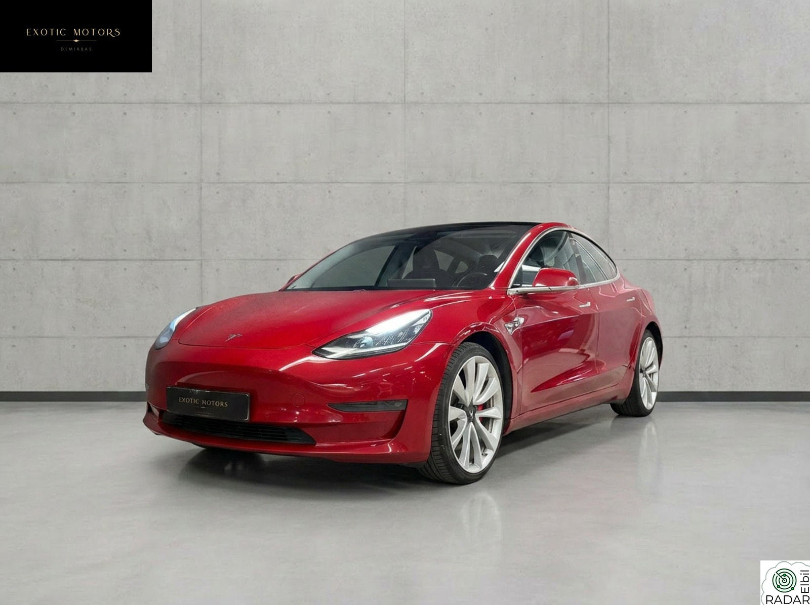 TESLA Model 3 Performance 530km/Skinn/Pano/EAP/MCU2/R.Kam/Navi/AWD/