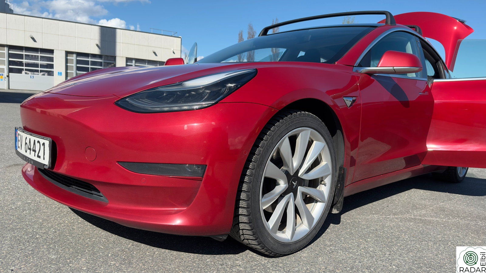 TESLA Model 3 Long Range AWD