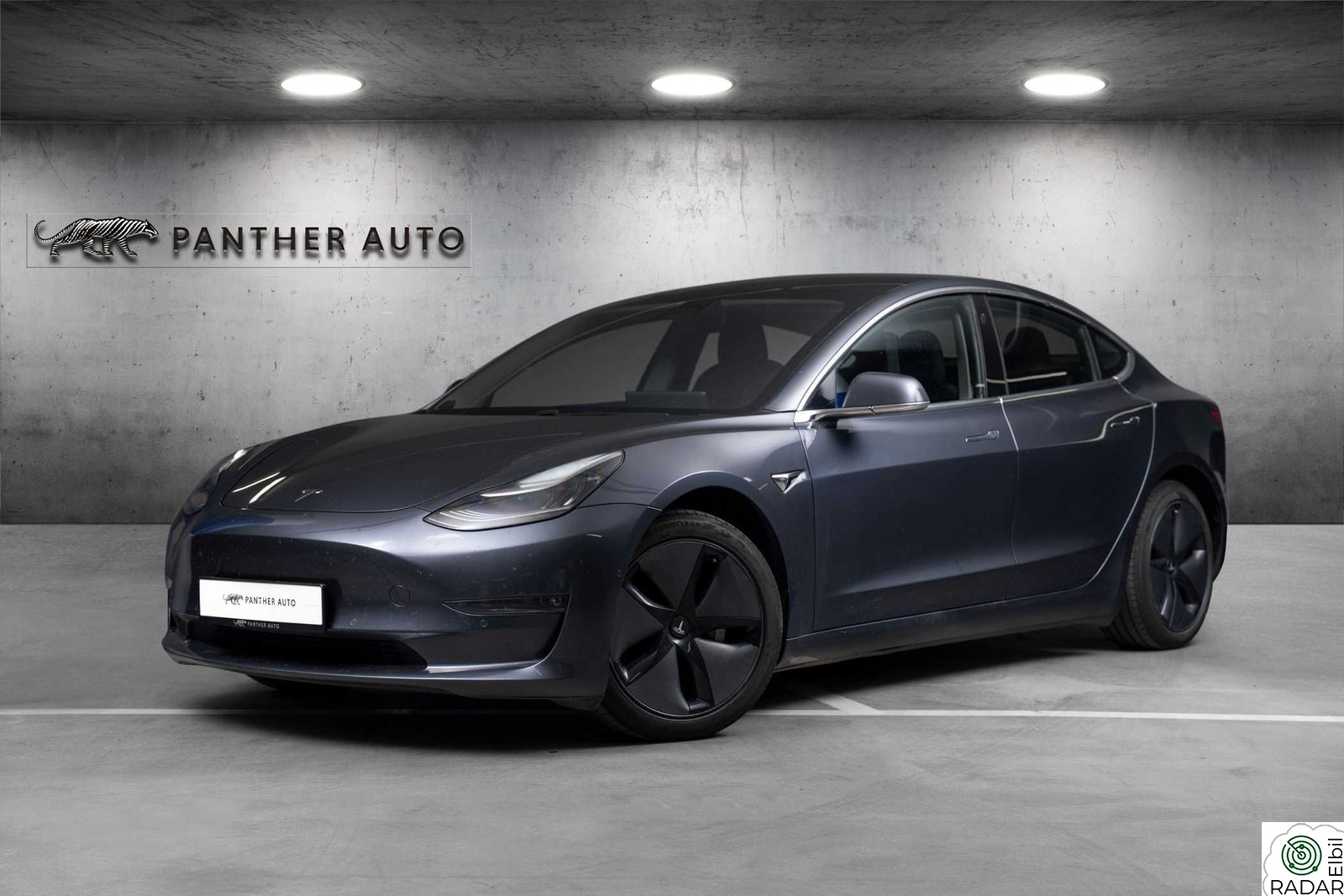 TESLA Model 3 Long Range - 4x4 - Autopilot - Panorama - EU2027