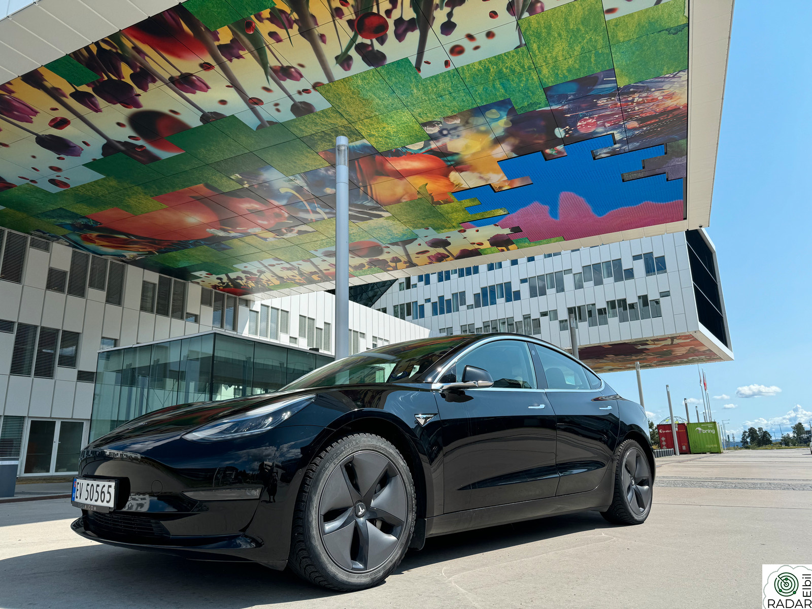 TESLA Model 3 Long Range AWD