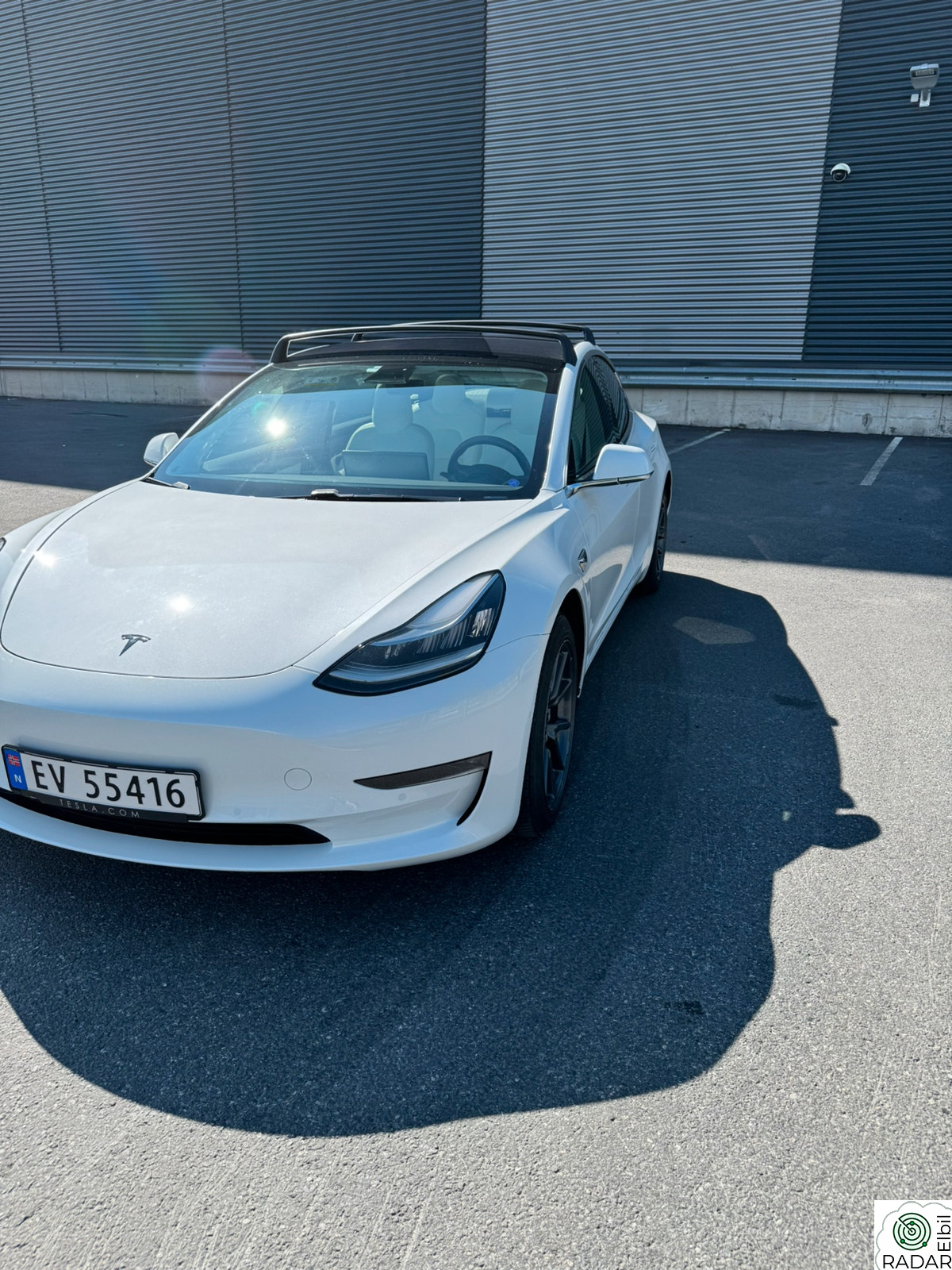 TESLA Model 3 Long Range AWD