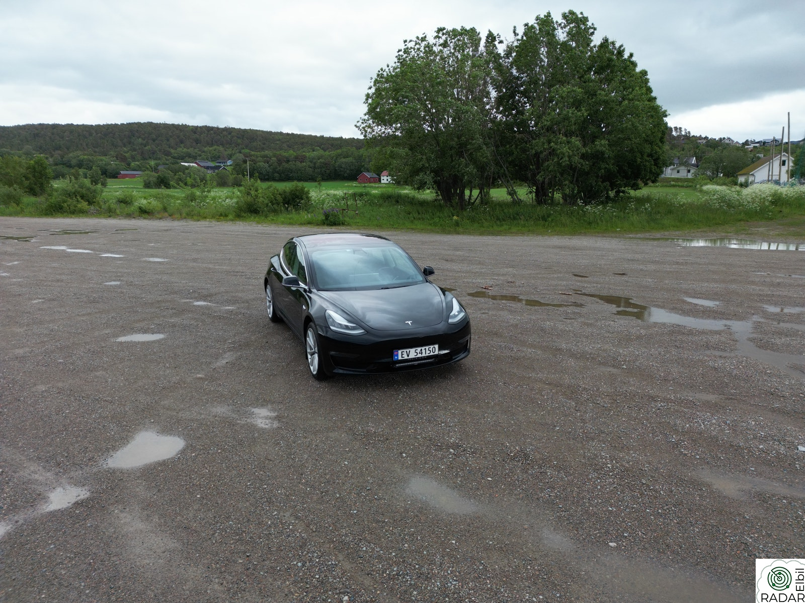 TESLA Model 3 Long Range AWD