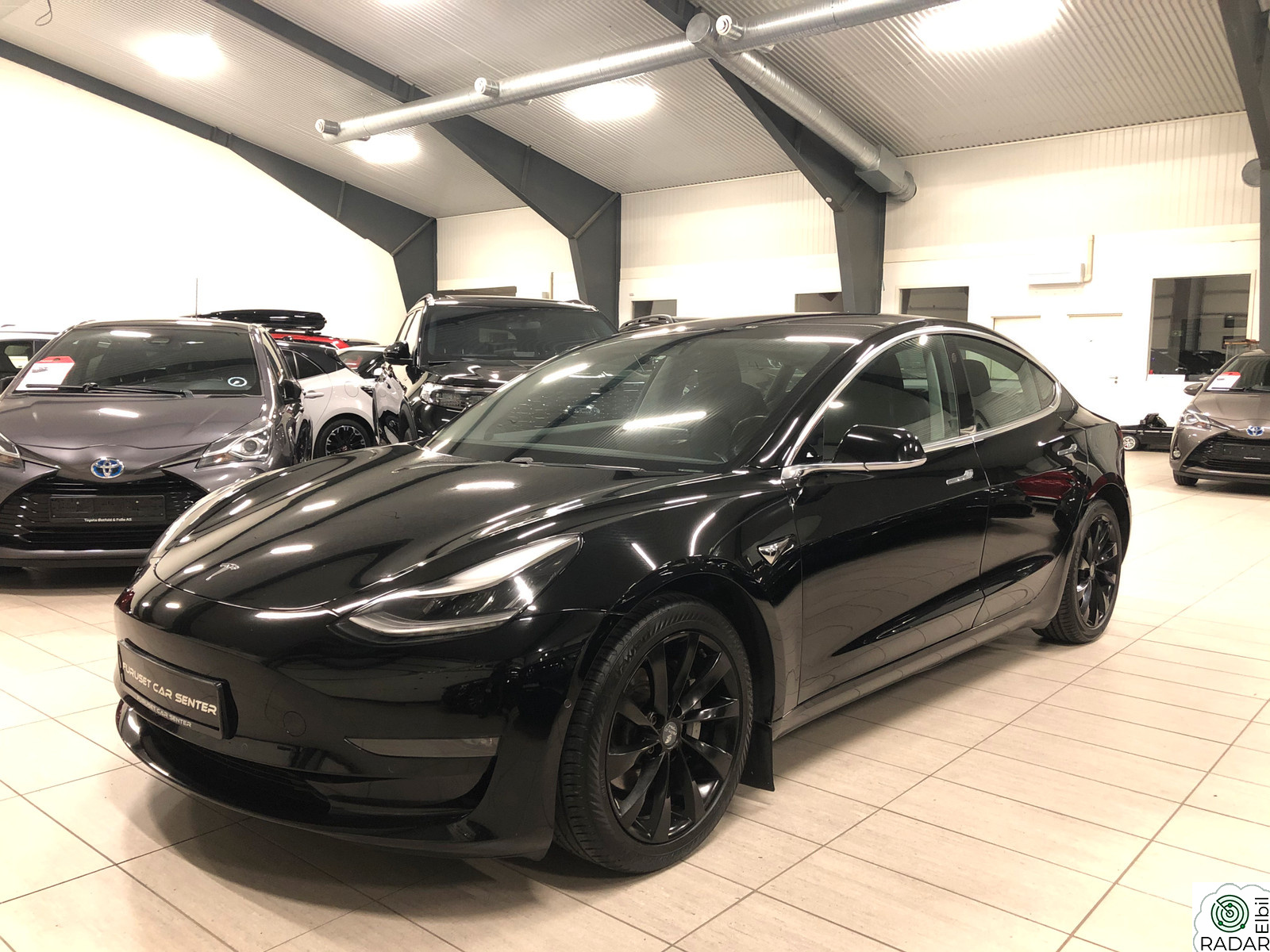 TESLA Model 3 LONG RANGE AWD,PANO,AUTOPILOT,PREMIUM,NORSK,18"+18"