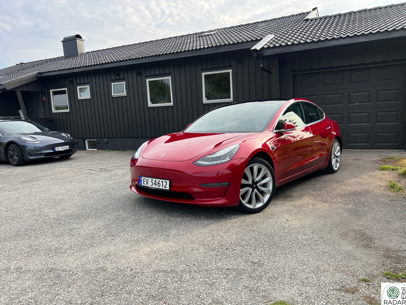 TESLA Model 3 Long Range AWD