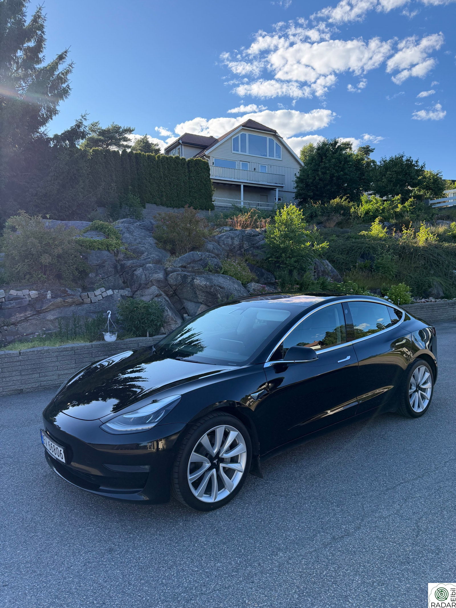 TESLA Model 3 Long Range AWD