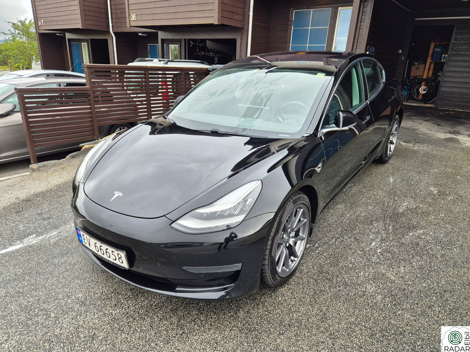 TESLA Model 3 Long Range AWD
