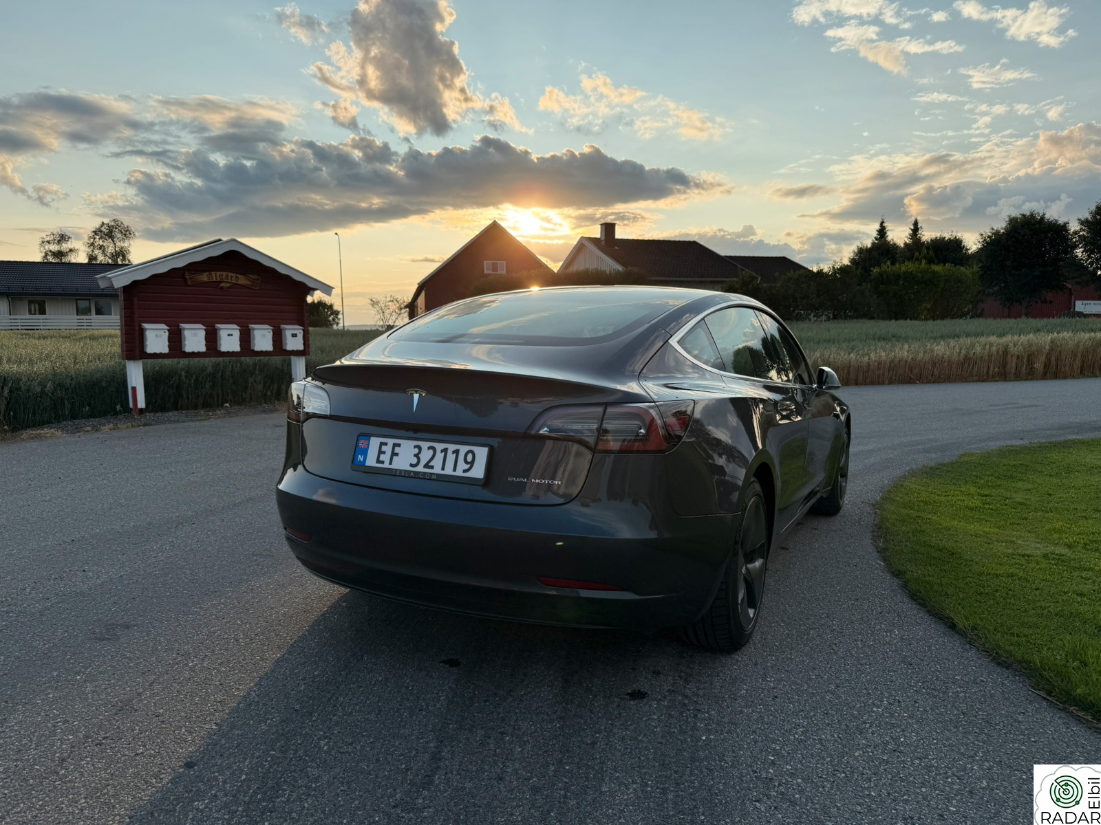 TESLA Model 3 Long Range AWD
