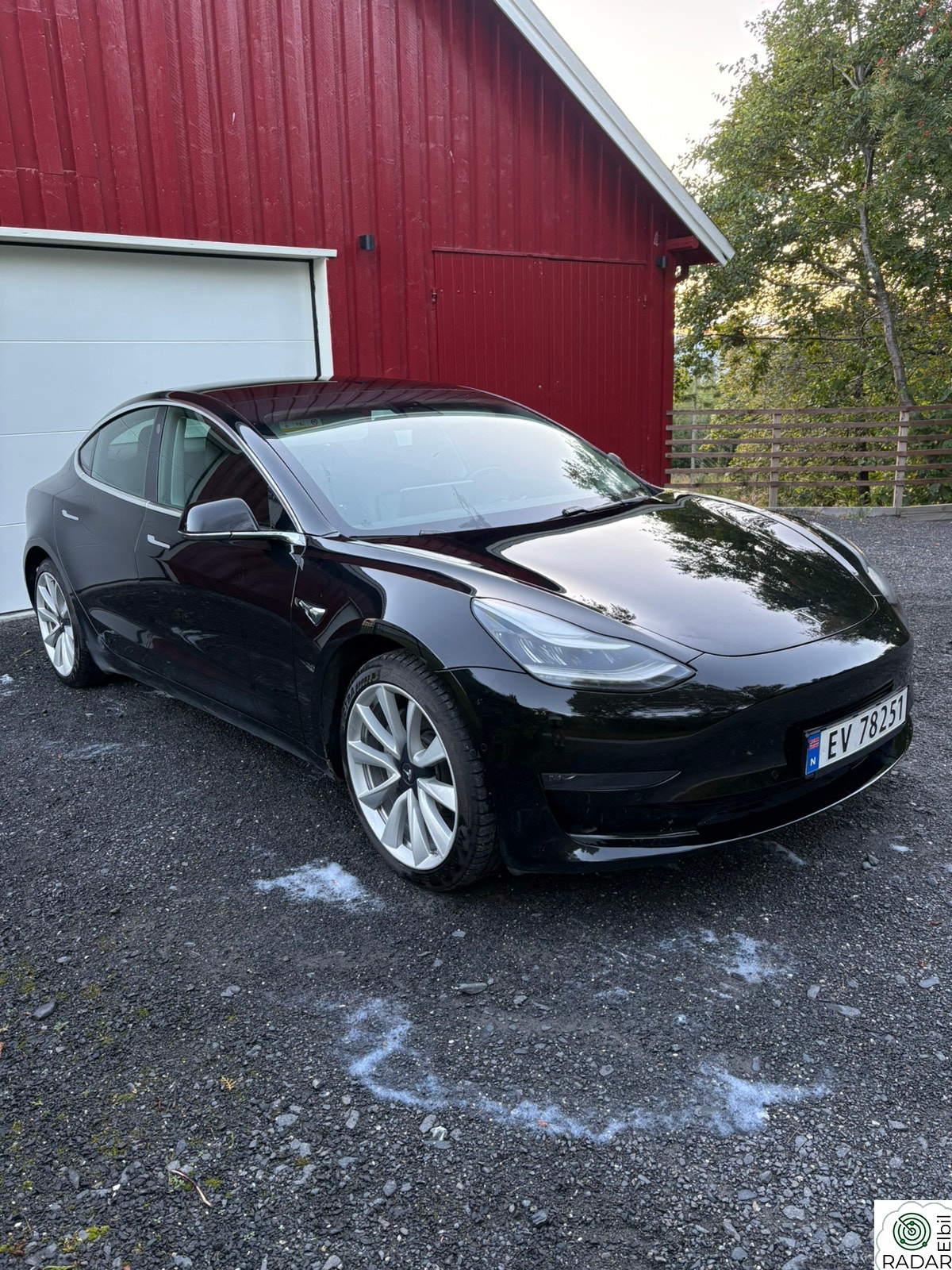 TESLA Model 3 Long Range AWD
