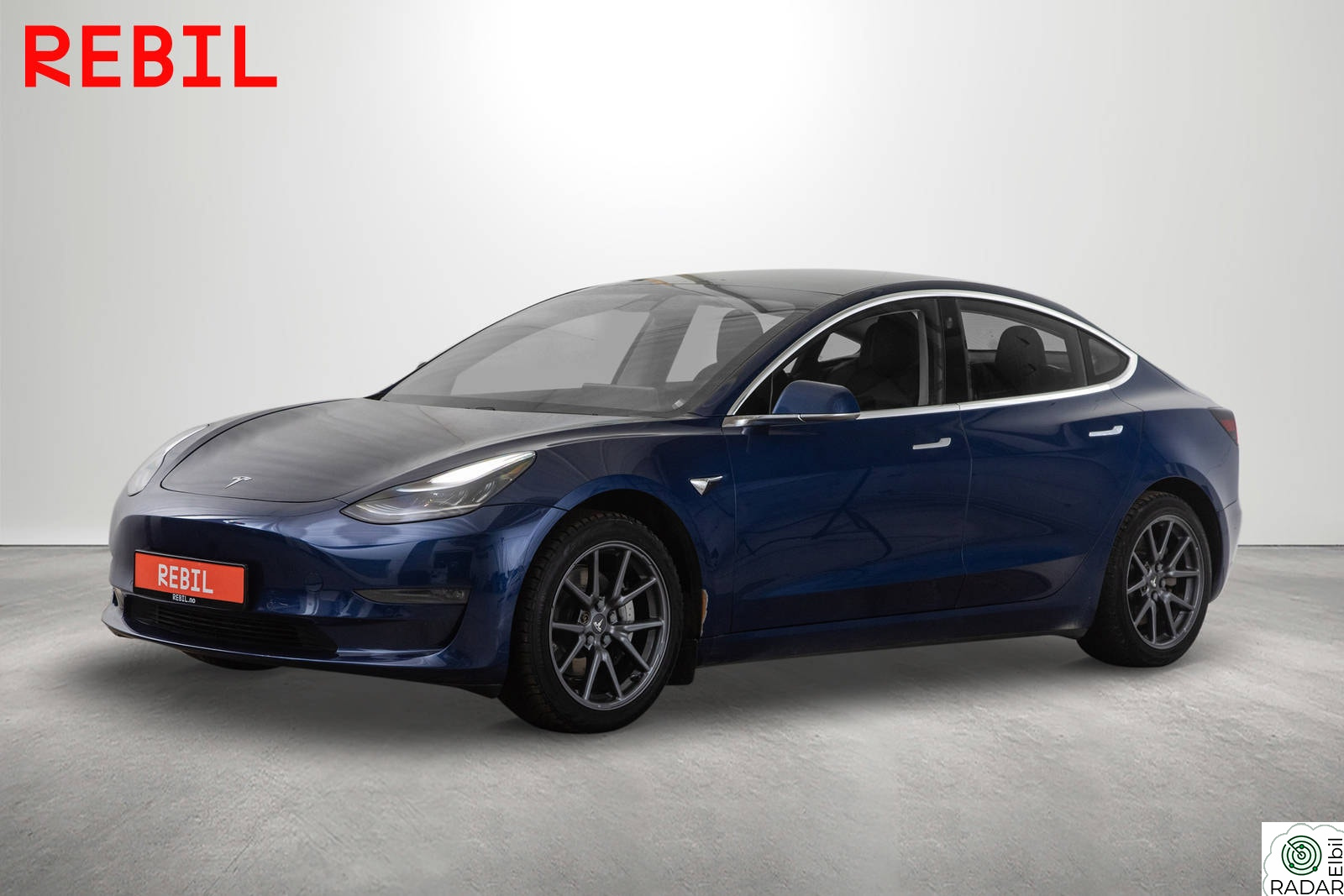 TESLA Model 3 560km (WLTP)/LR/AWD/Krok/MCU2/Navi/R.kam/Pano/AP