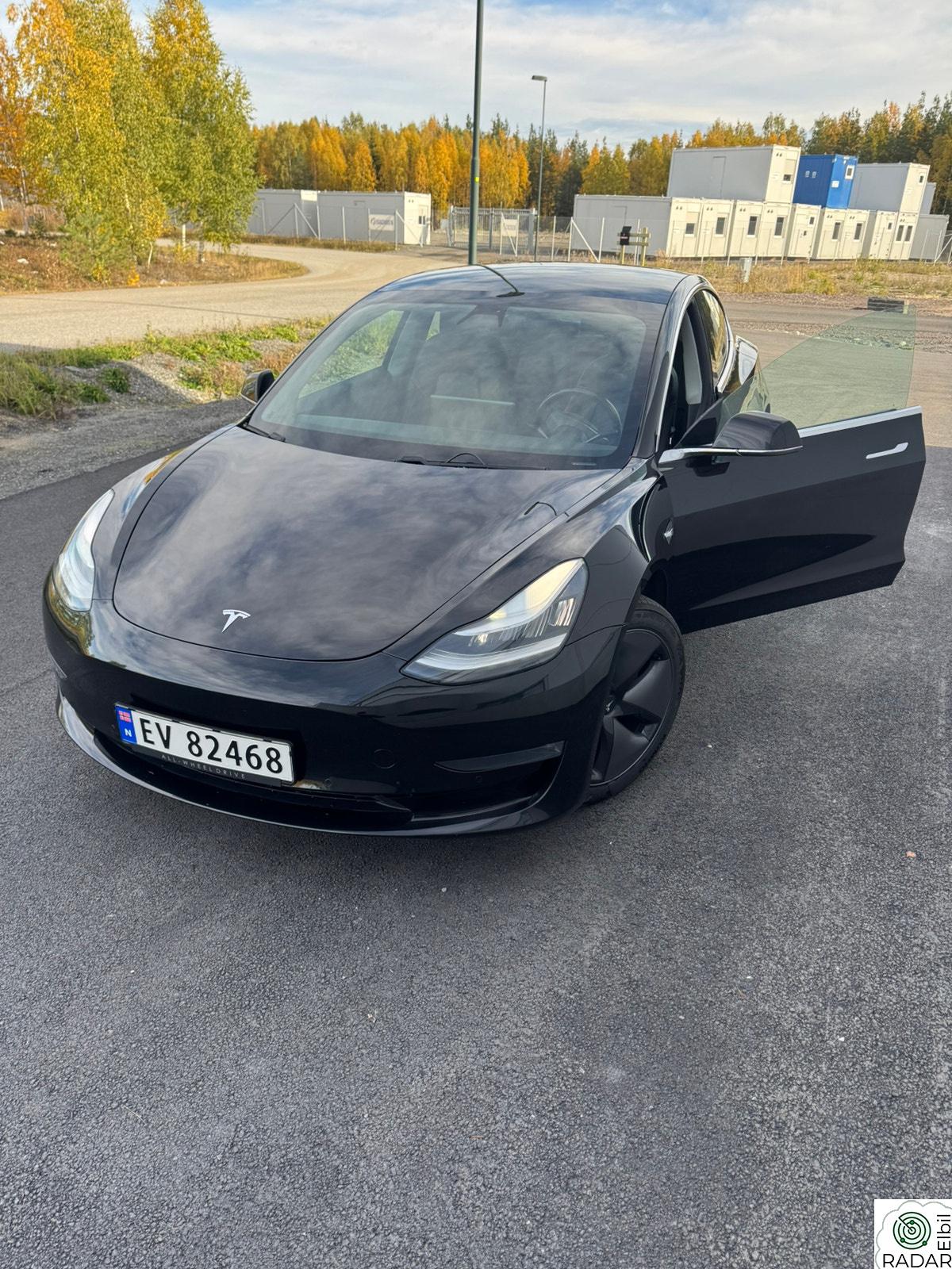 TESLA Model 3 Long Range AWD