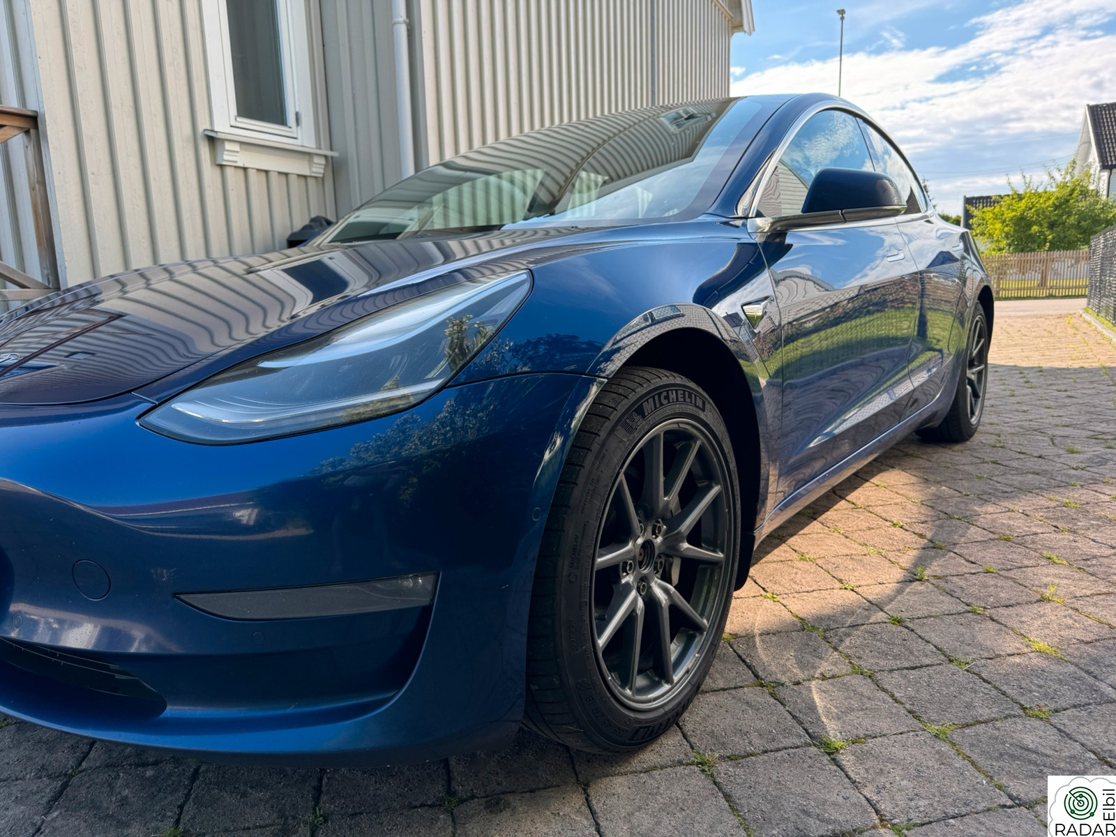 TESLA Model 3 Long Range AWD