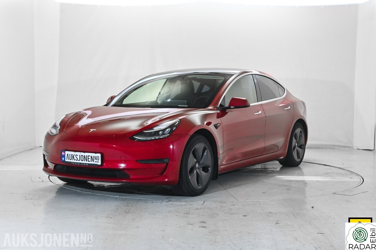 TESLA Model 3 LRDM AWD HENGERFESTE PANORAMA PREMIUM LYD & INTERIØR