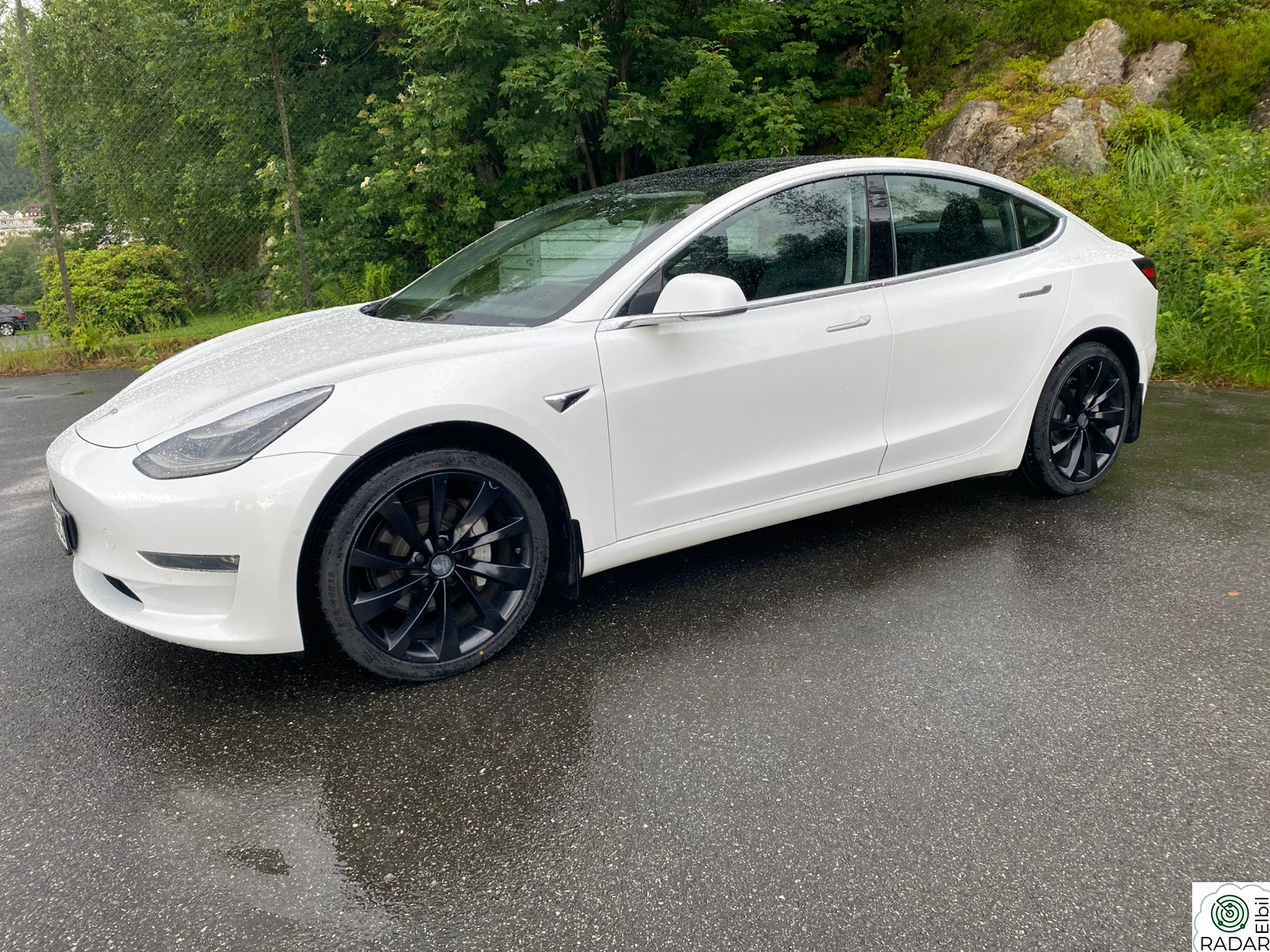 TESLA Model 3 Long Range AWD