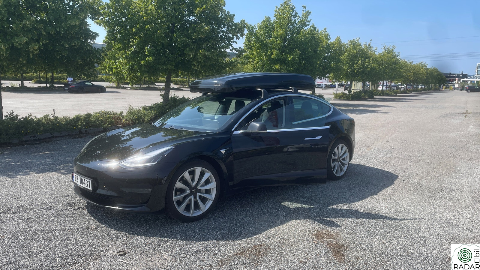 TESLA Model 3 Long Range AWD | Takboks | Hengerfeste | EU OK