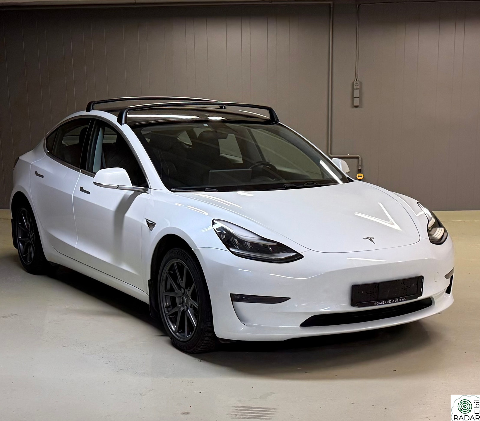 TESLA Model 3 560km(75kWh)LR/Autopilot/Premium Lyd/Pano/MCU2