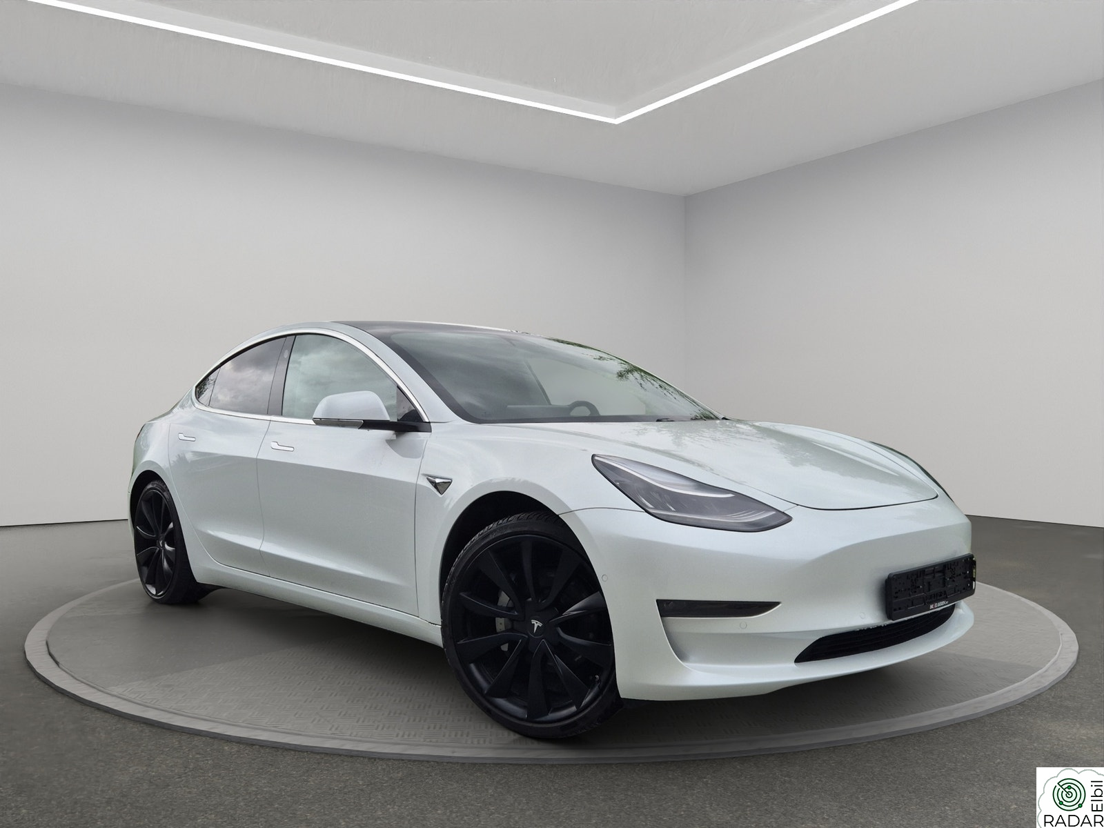 TESLA Model 3 Long Range - 560KM WLTP - 4x4 - FSD