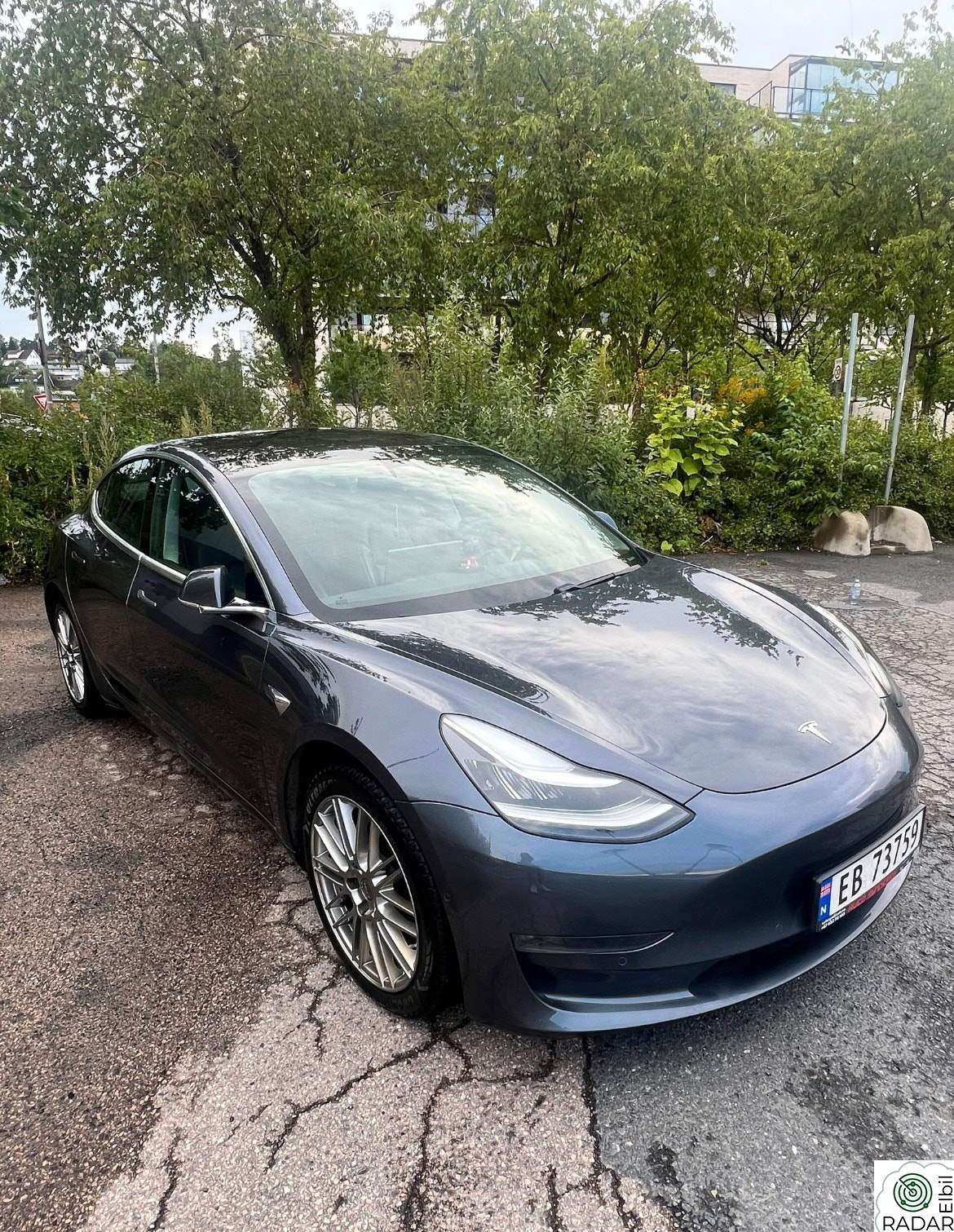 TESLA Model 3 Long Range AWD