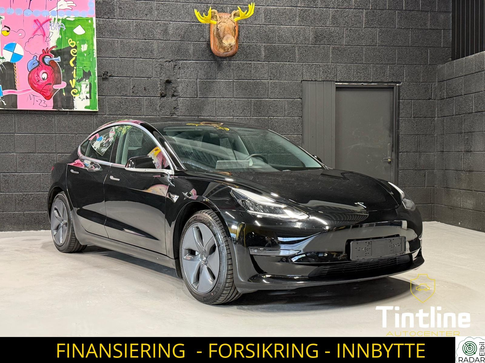 TESLA Model 3 LONG RANGE AWD 498HK l 560KM l AP l SKINN l PANO