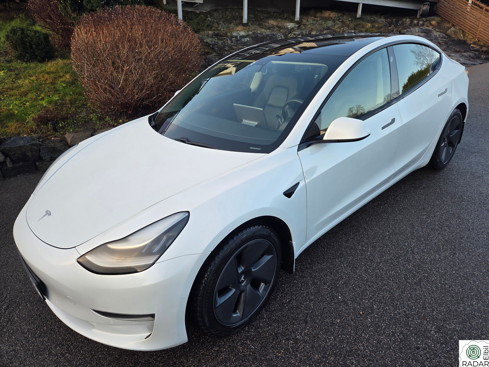 TESLA Model 3 Long Range AWD