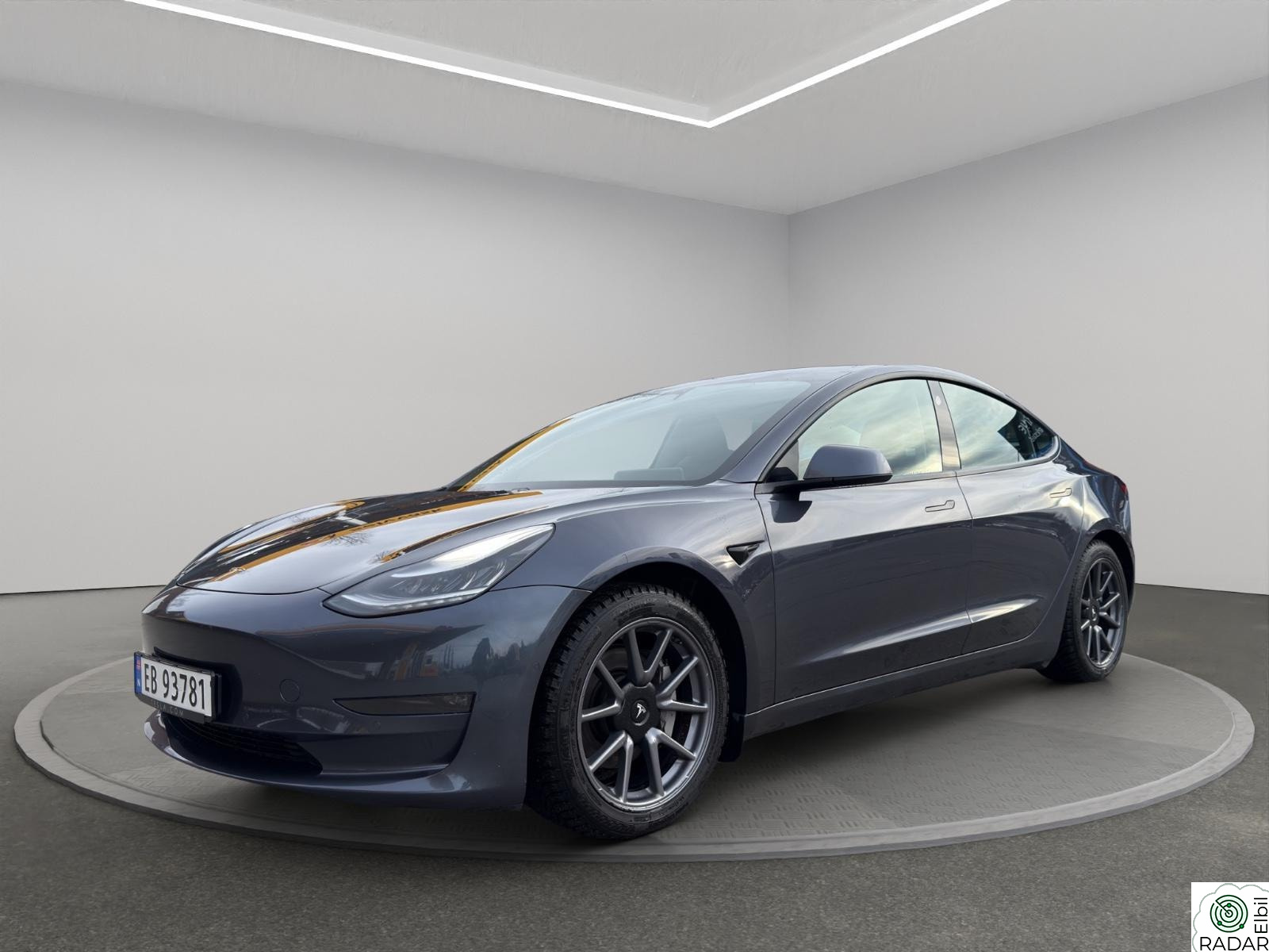TESLA Model 3 Long Range AWD / Nye Vinterdekk / Krok / Garanti
