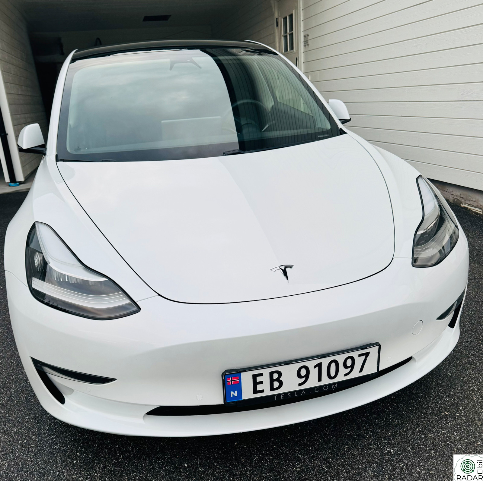 TESLA Model 3 Long Range AWD - GARANTI