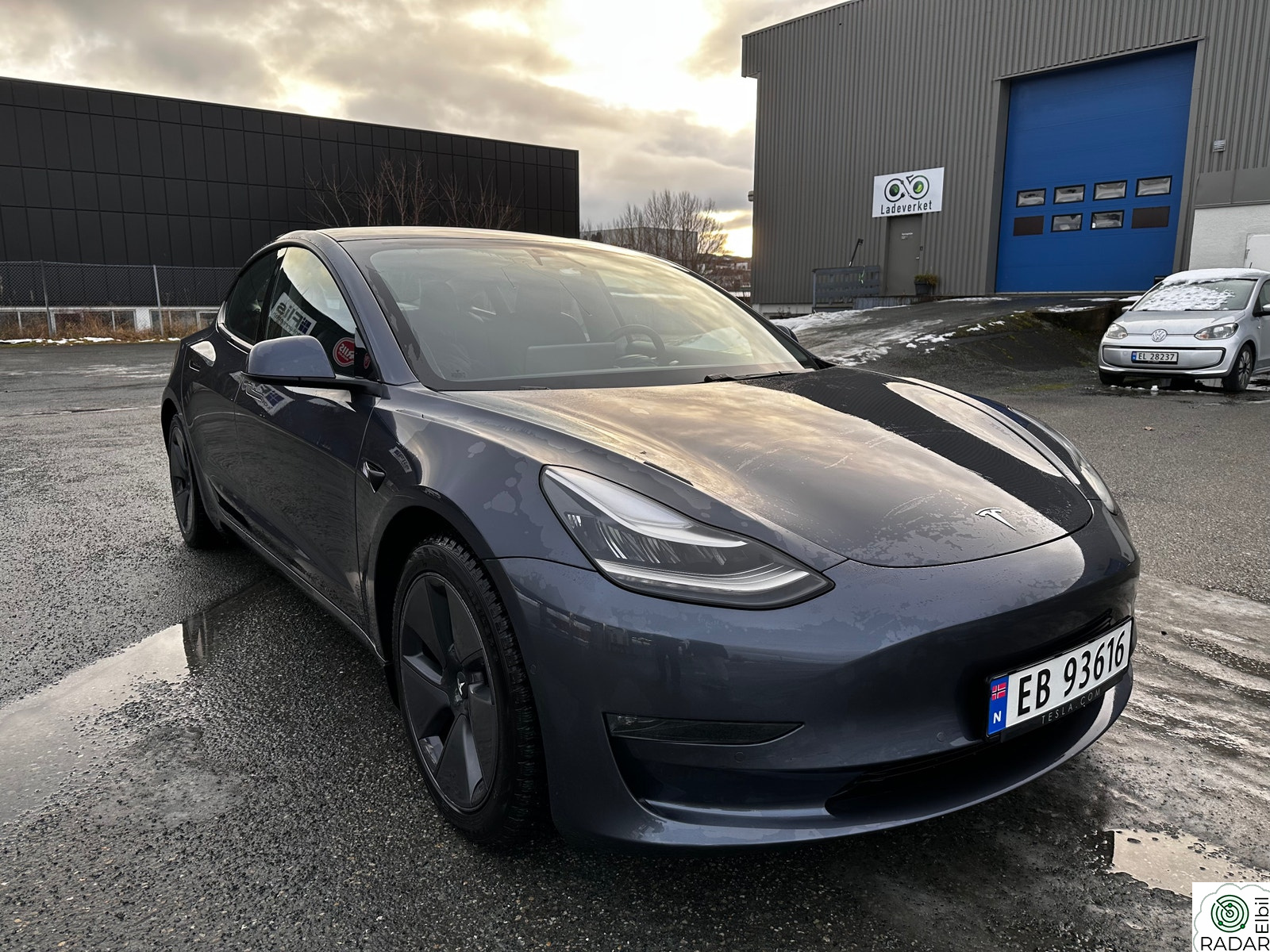 TESLA Model 3 Long Range AWD / Varmepumpe