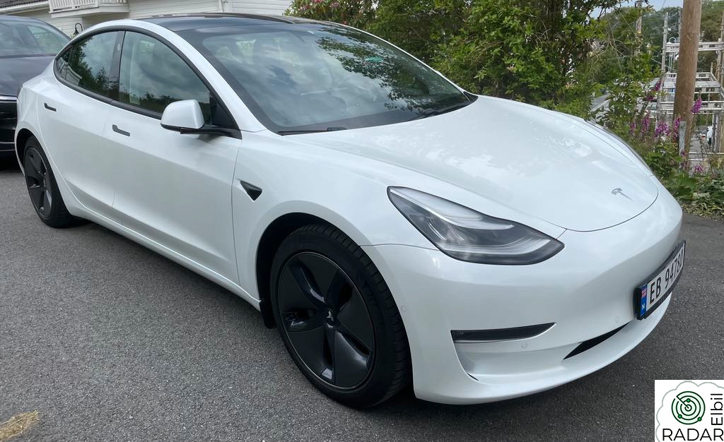 TESLA Model 3 Long Range AWD