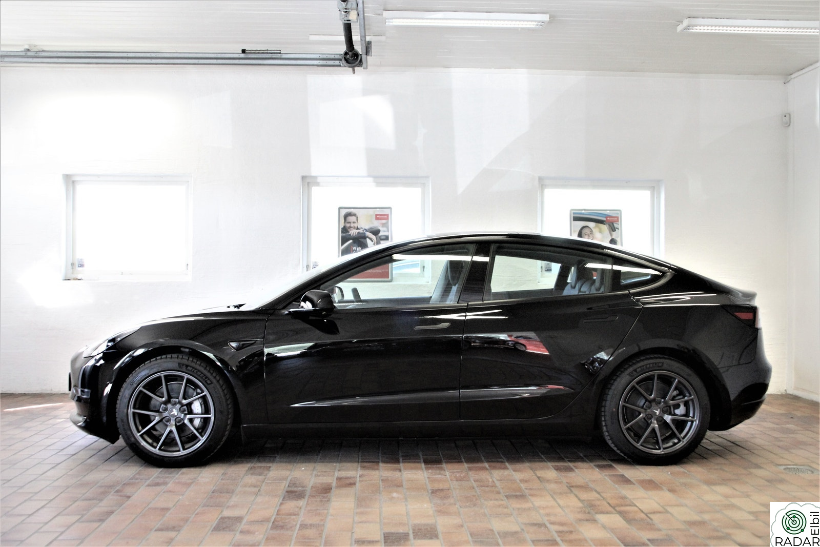 TESLA Model 3 FACELIFT LONG RANGE AWD AUTOPIL PREMIUM+VARMEPUMPE++
