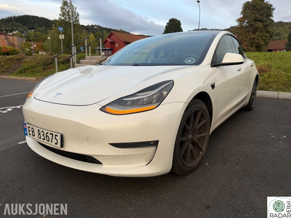 TESLA Model 3 Long Range AWD Adaptiv cruisekontroll, Ryggekamera, Hen