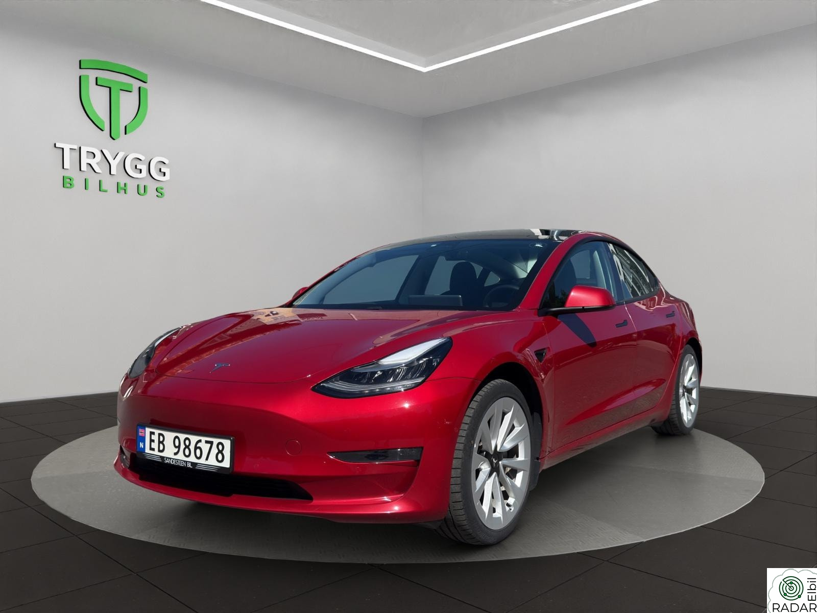 TESLA Model 3 Long Range AWD / Lav Km / Premium / Garanti