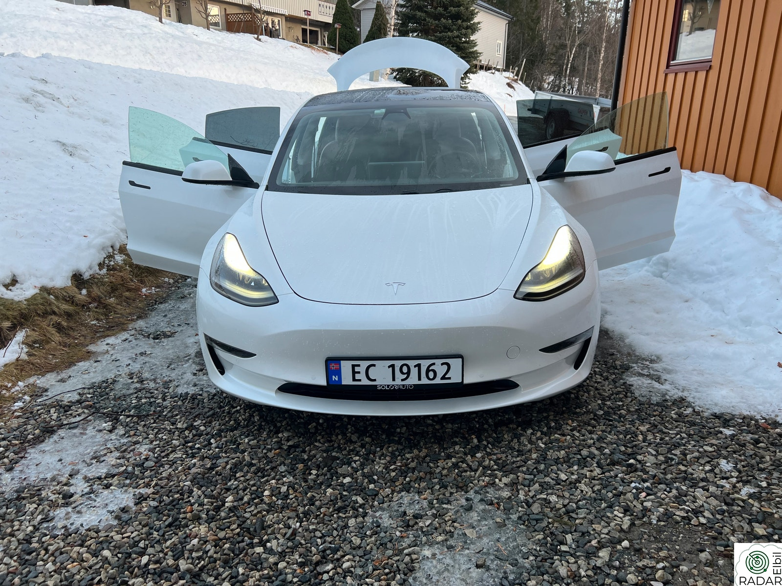 TESLA Model 3 Long Range AWD