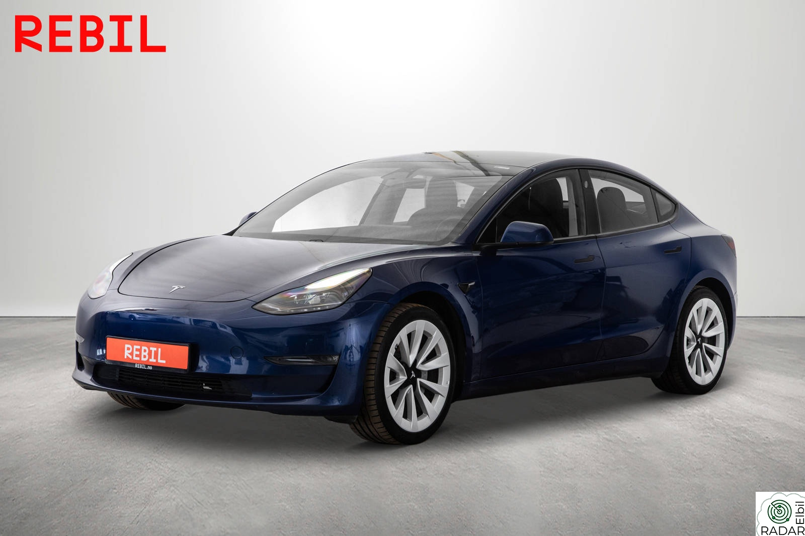 TESLA Model 3 Long Range/FSD/V.pumpe/R.Kam/MCU2/AWD/Krok