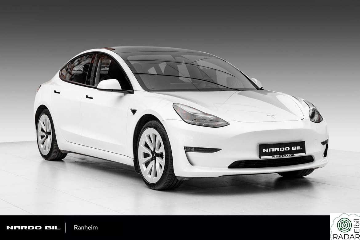 TESLA Model 3 Long Range AWD/Premium/Krok/Autopilot