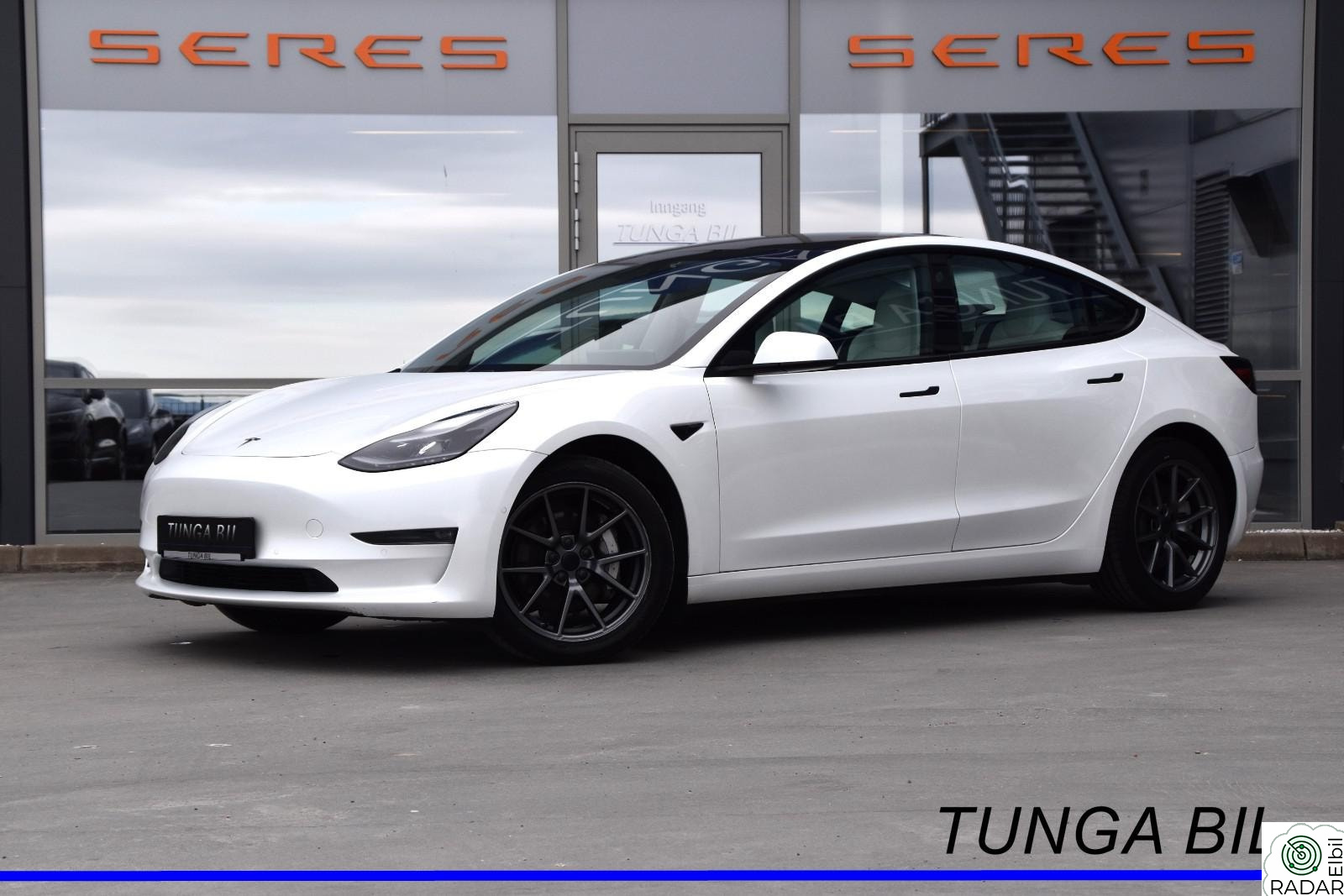 TESLA Model 3 Long Range Dual Motor AWD, H.feste | kr 2.990,- pr.mnd!