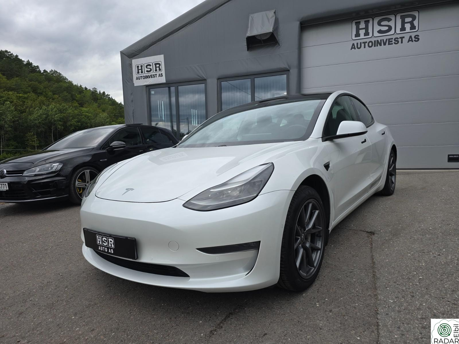 TESLA Model 3 Long Range AWD 580 km Autopilot / Varmepumpe / Krok