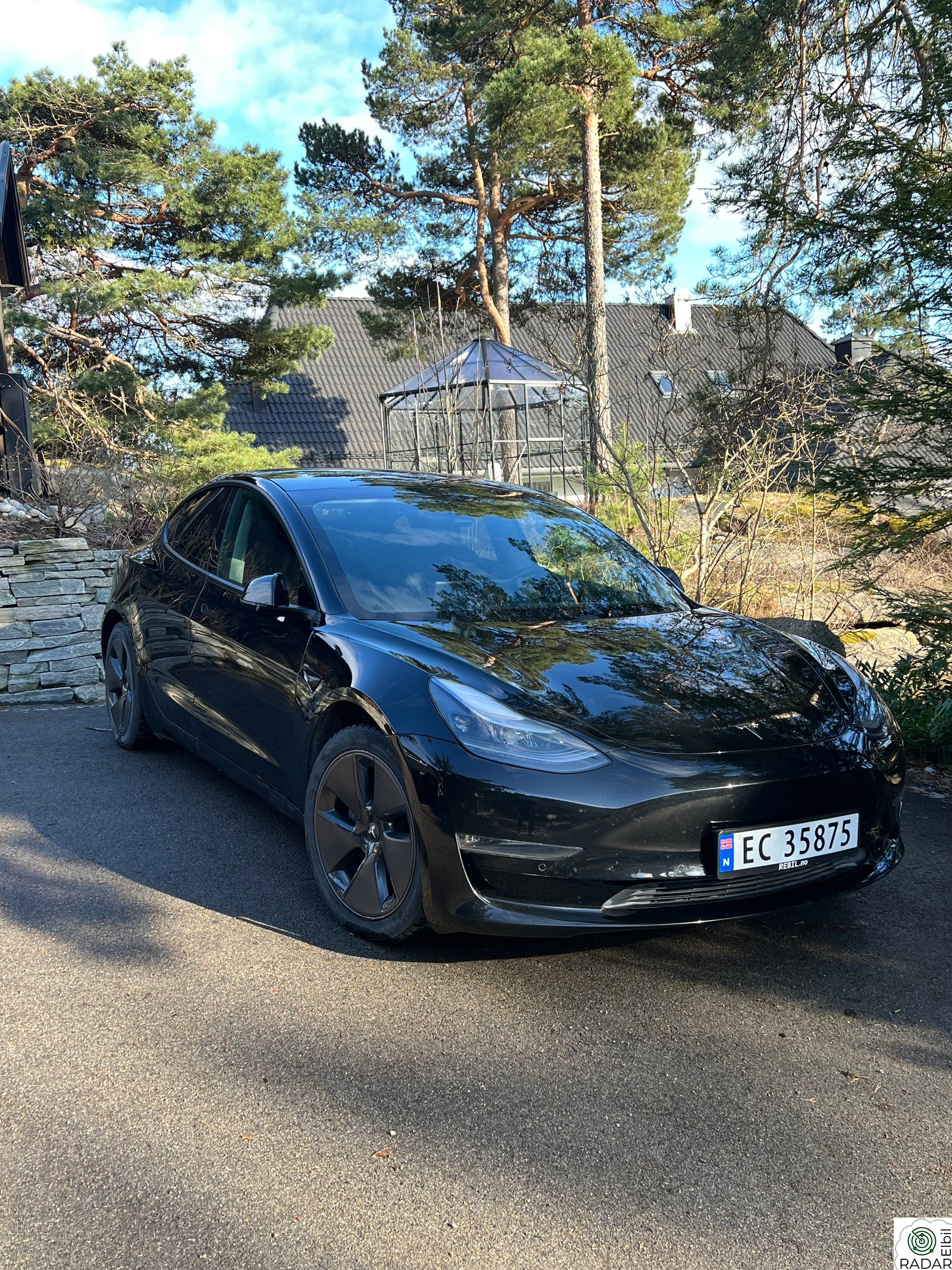 TESLA Model 3 Long Range 4WD/Premium/Autopilot/Skinn/Hengerfeste