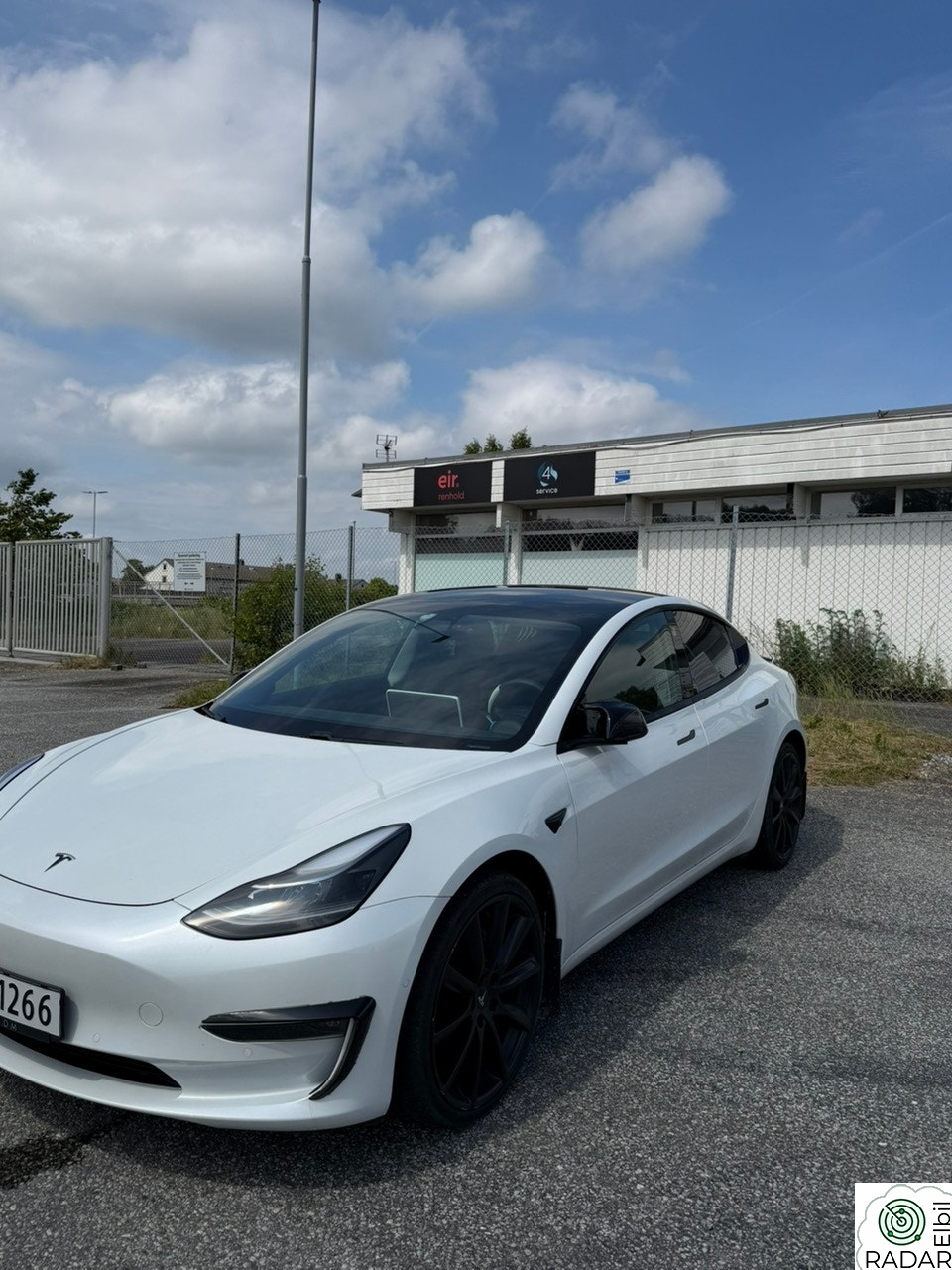 TESLA Model 3 Long Range AWD