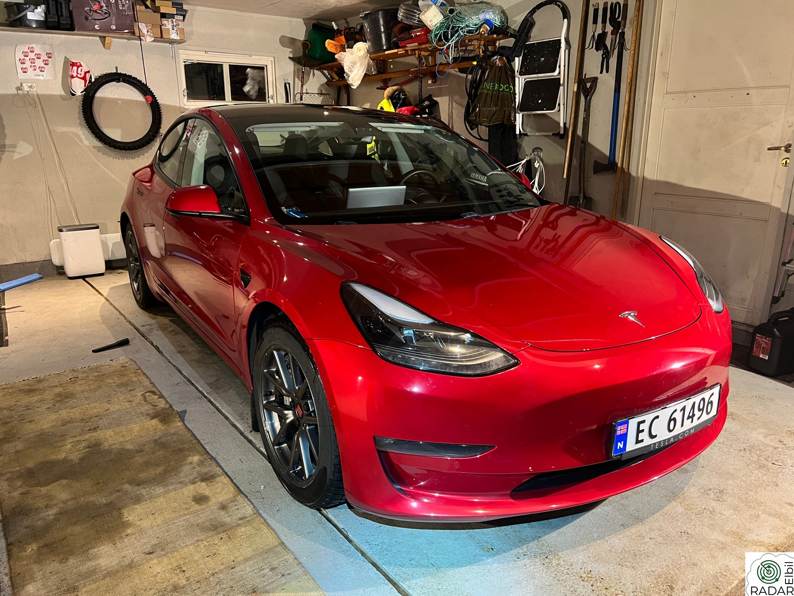 TESLA Model 3 Long range  AWD