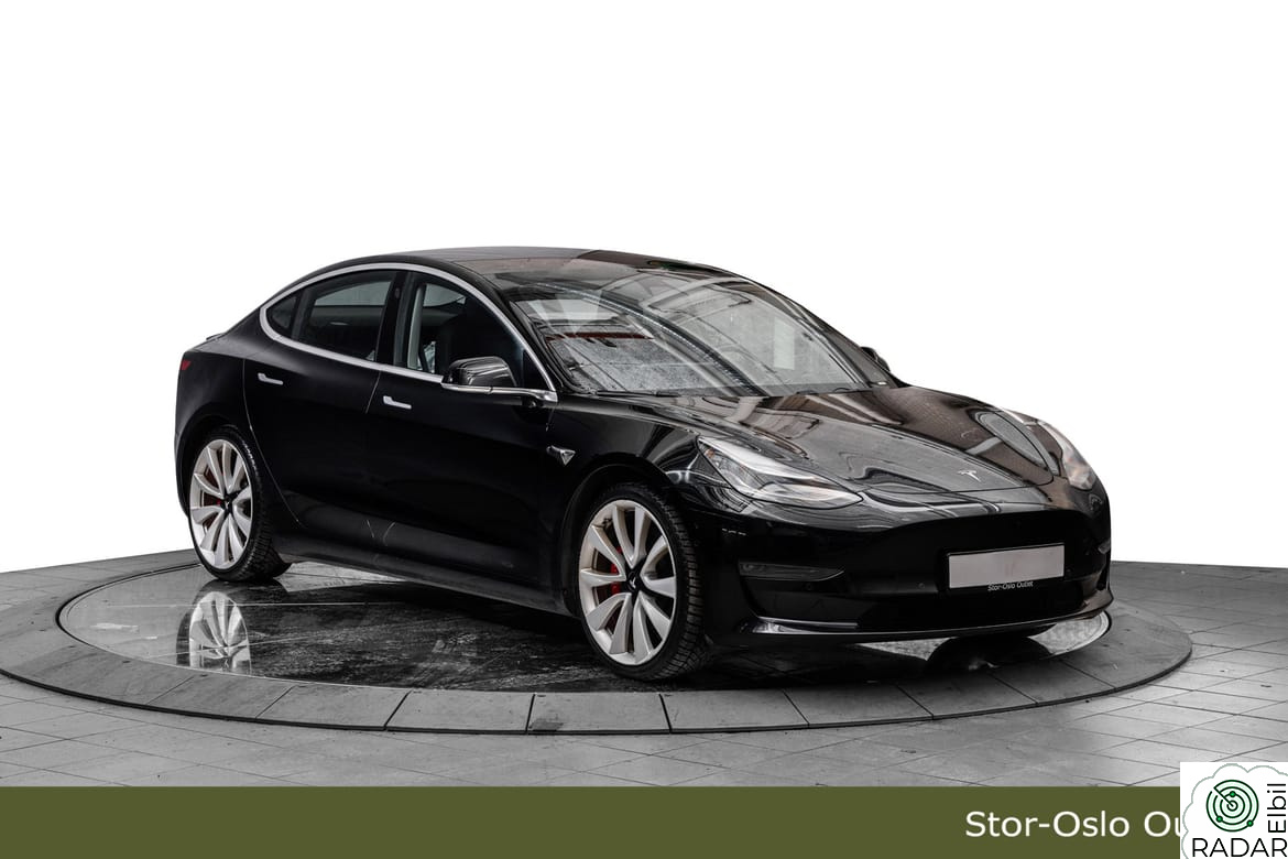 TESLA Model 3 Performance AWD. Premium lyd, Autopilot, Skinn.