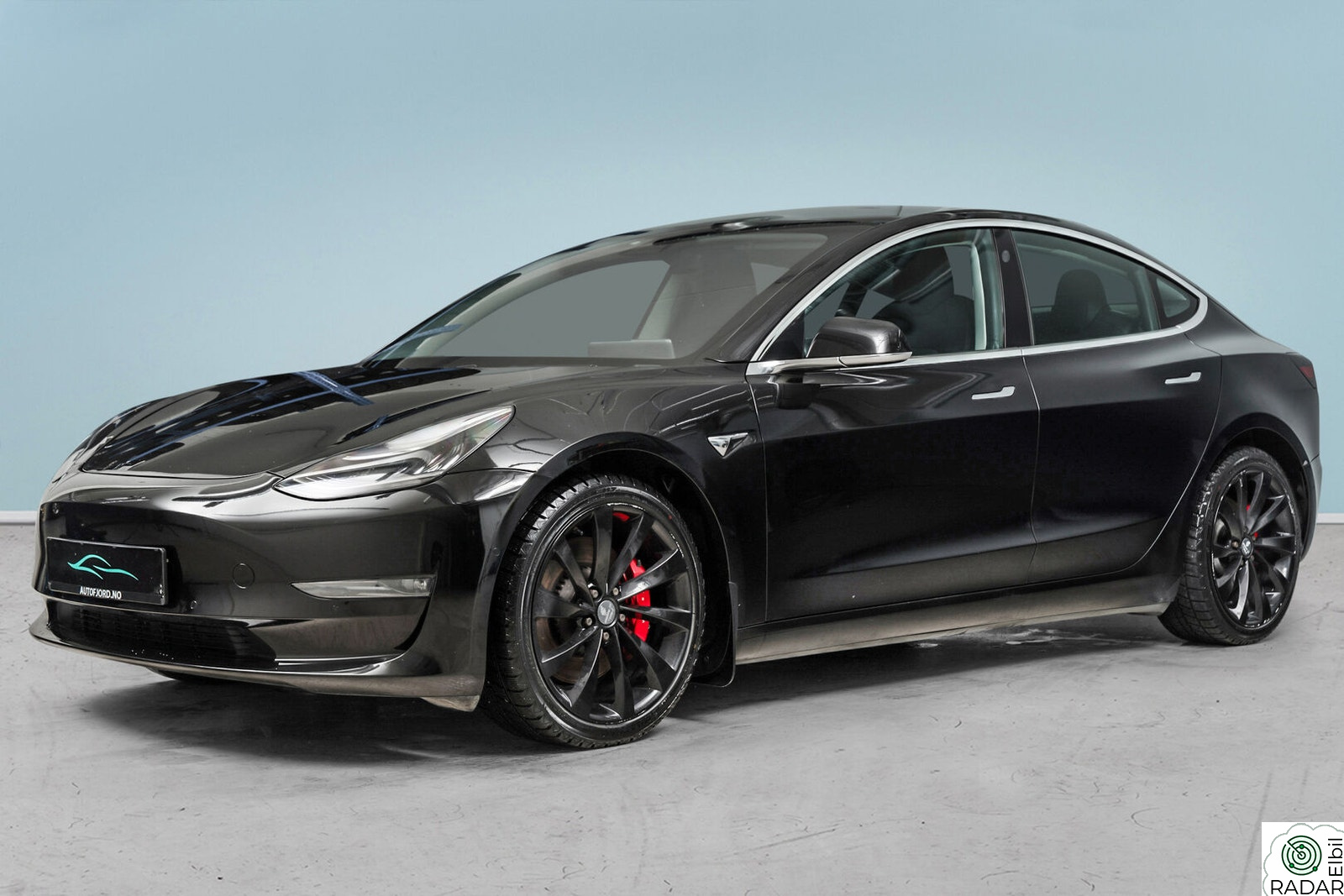 TESLA Model 3 Performance / 4X4 / Long Range / Adaptive