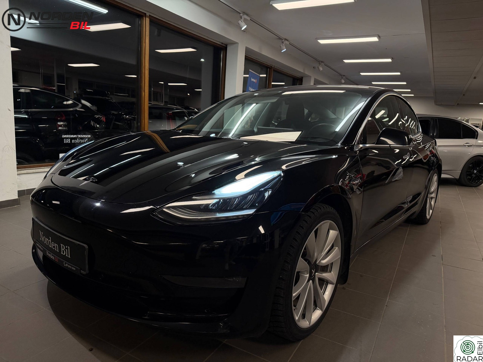 TESLA Model 3 Long Range AWD | 462hk | Nye bremser | Gode dekk | Velh