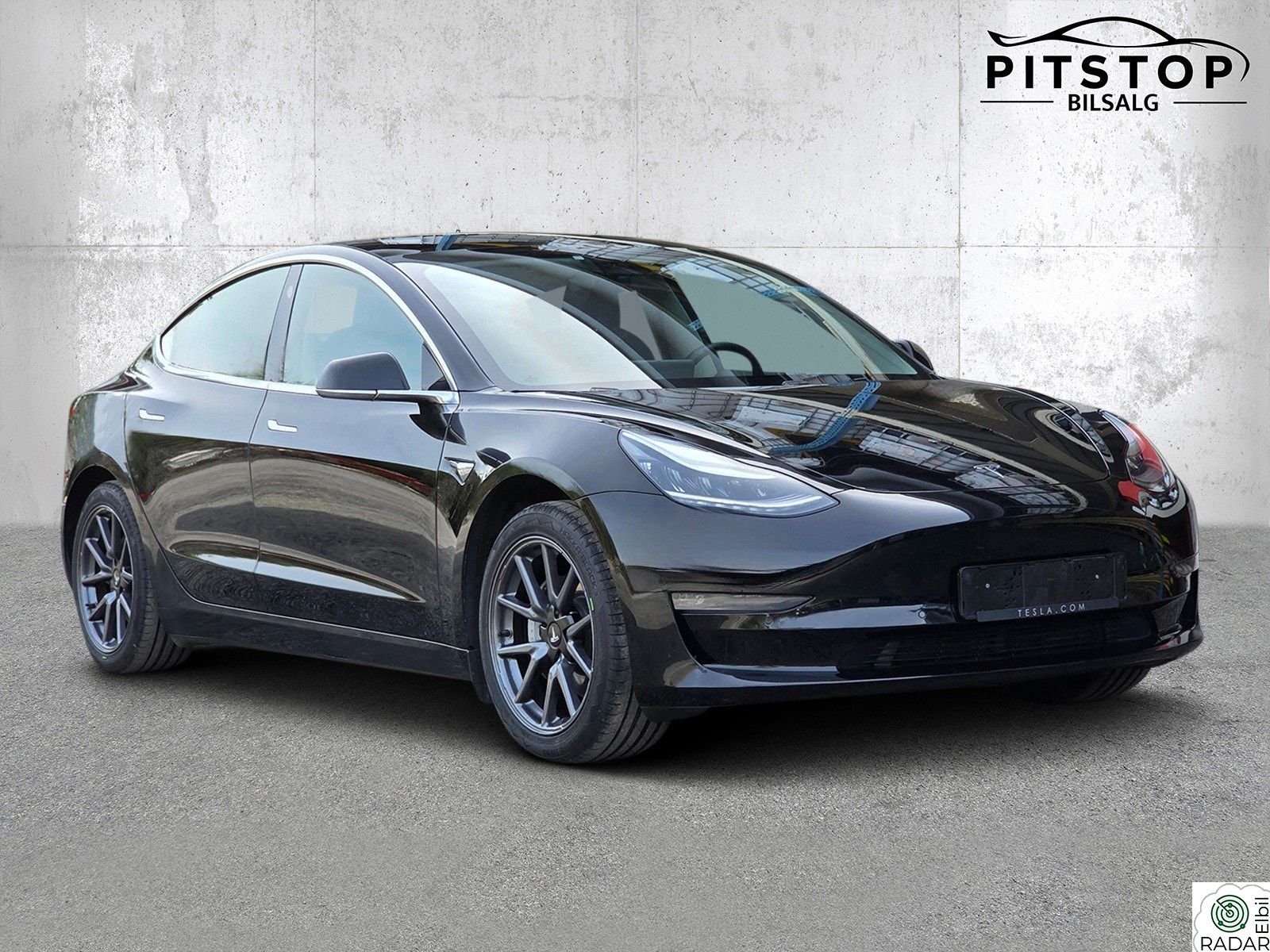 TESLA Model 3 AWD LR 560km AutoPilot Premium Skinn Panorama Euok09/28