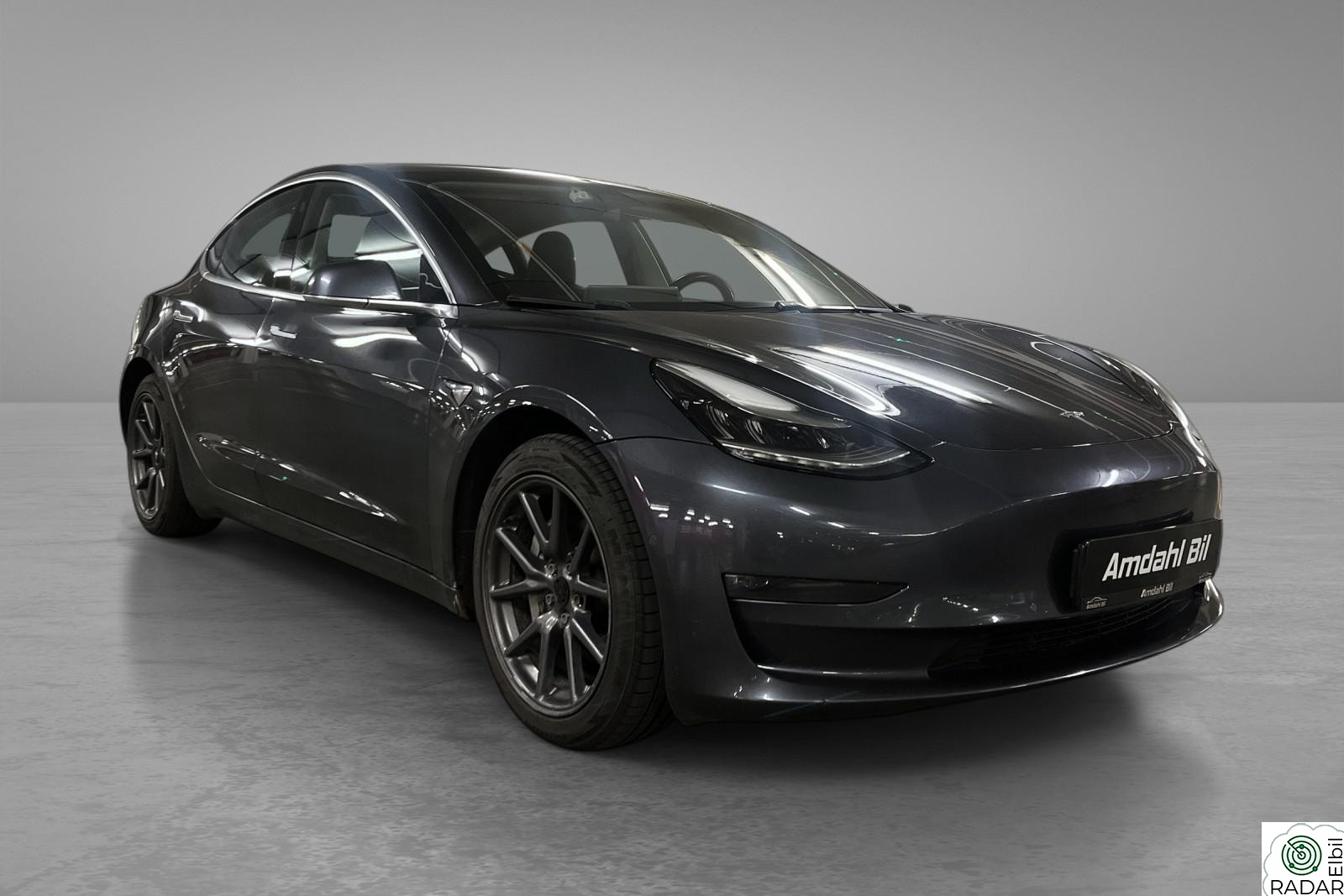 TESLA Model 3 Long Range/FSD/19"/4X4/Premium/Isofix/Skinn/560km
