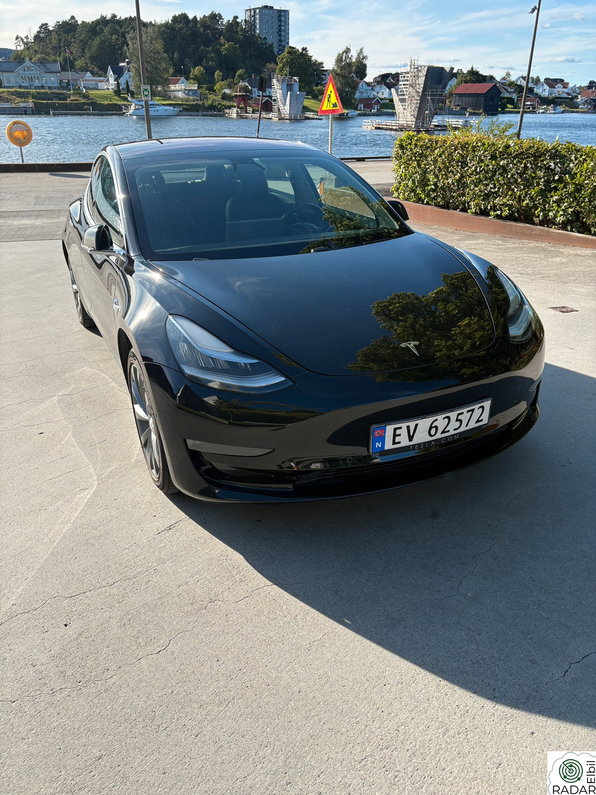 TESLA Model 3 Long Range AWD