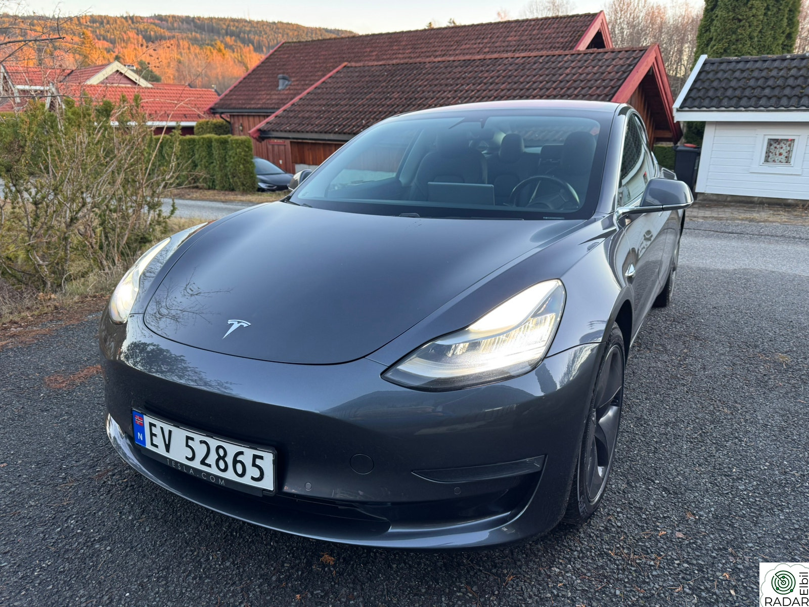 TESLA Model 3 Long Range AWD
