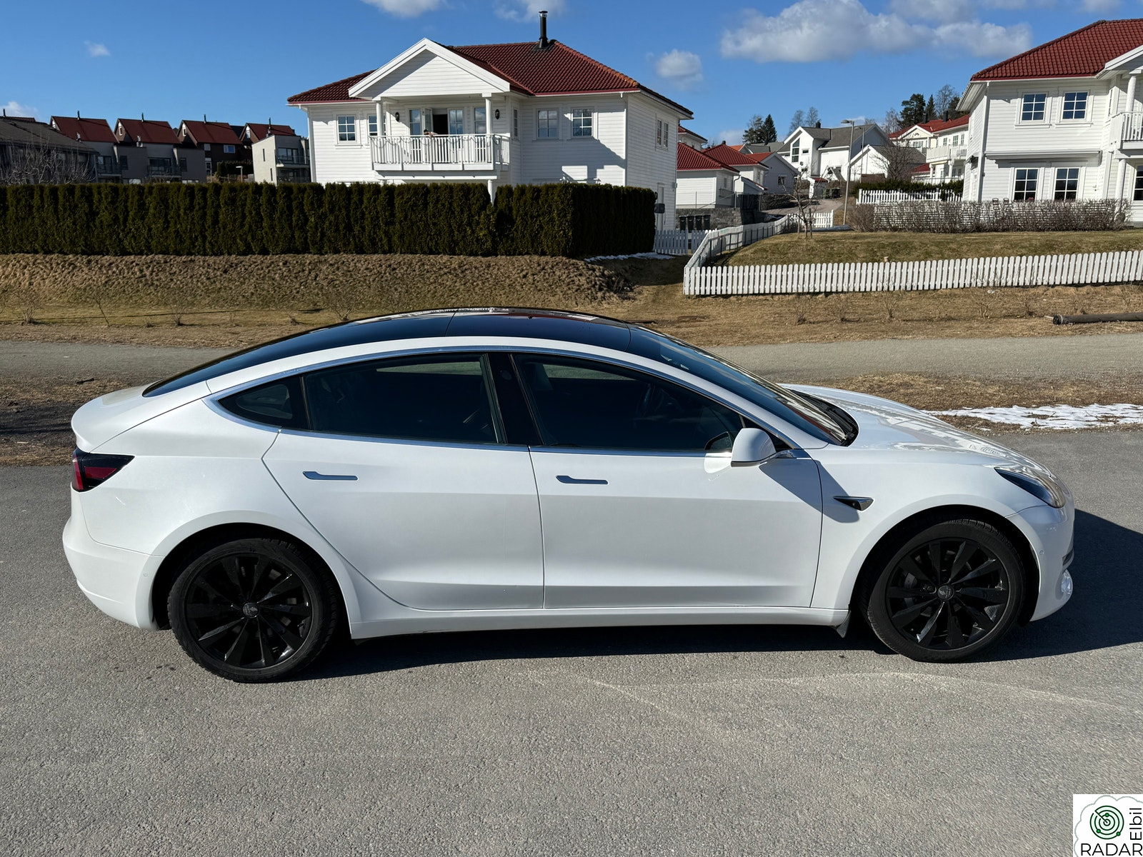 TESLA Model 3 Long Range AWD