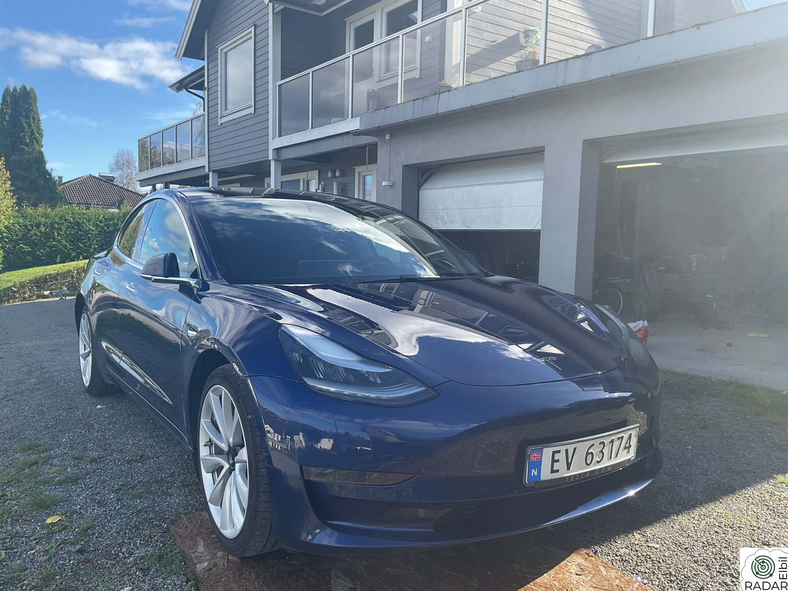 TESLA Model 3 Long Range AWD