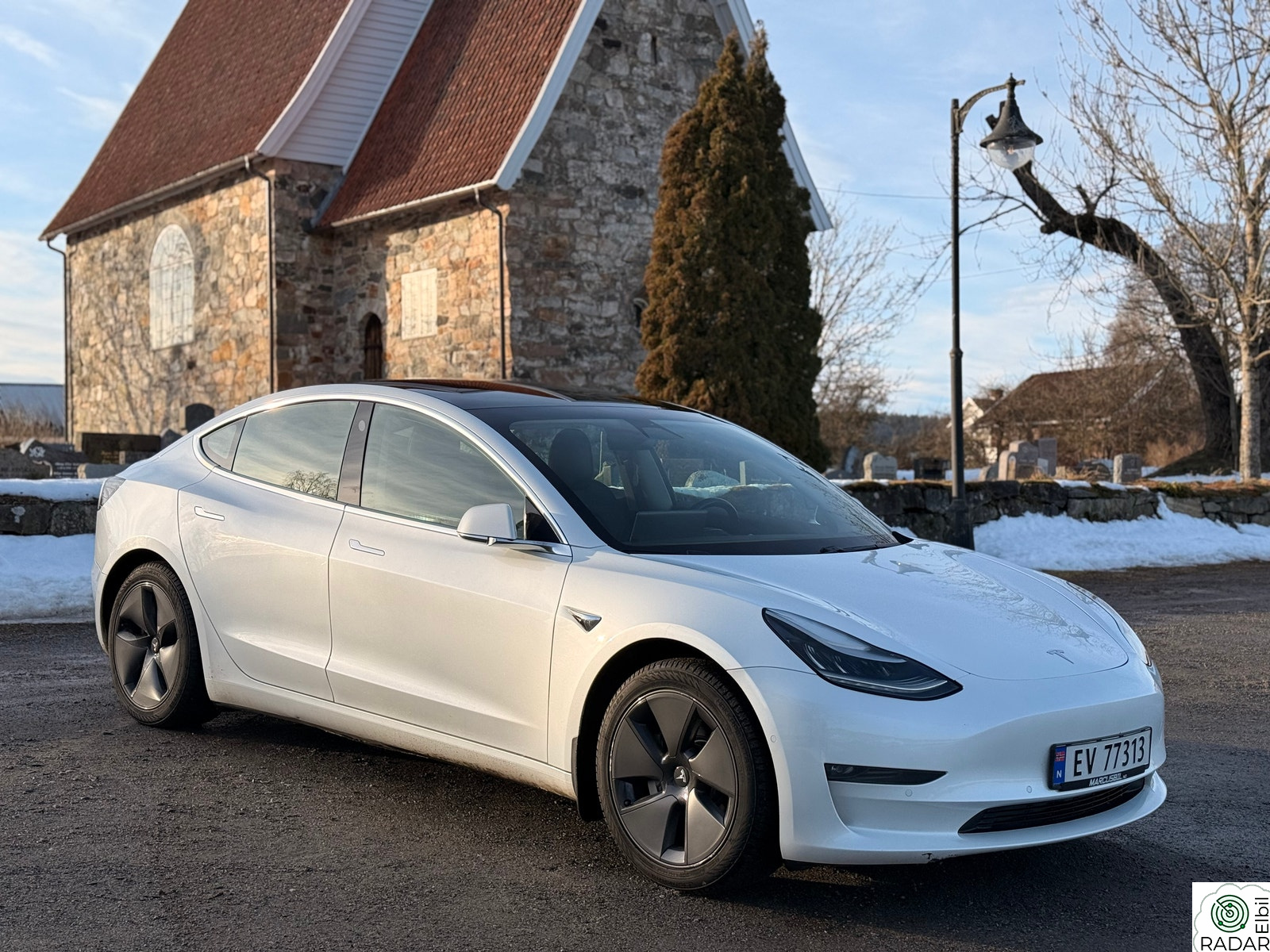 TESLA Model 3 Long Range AWD