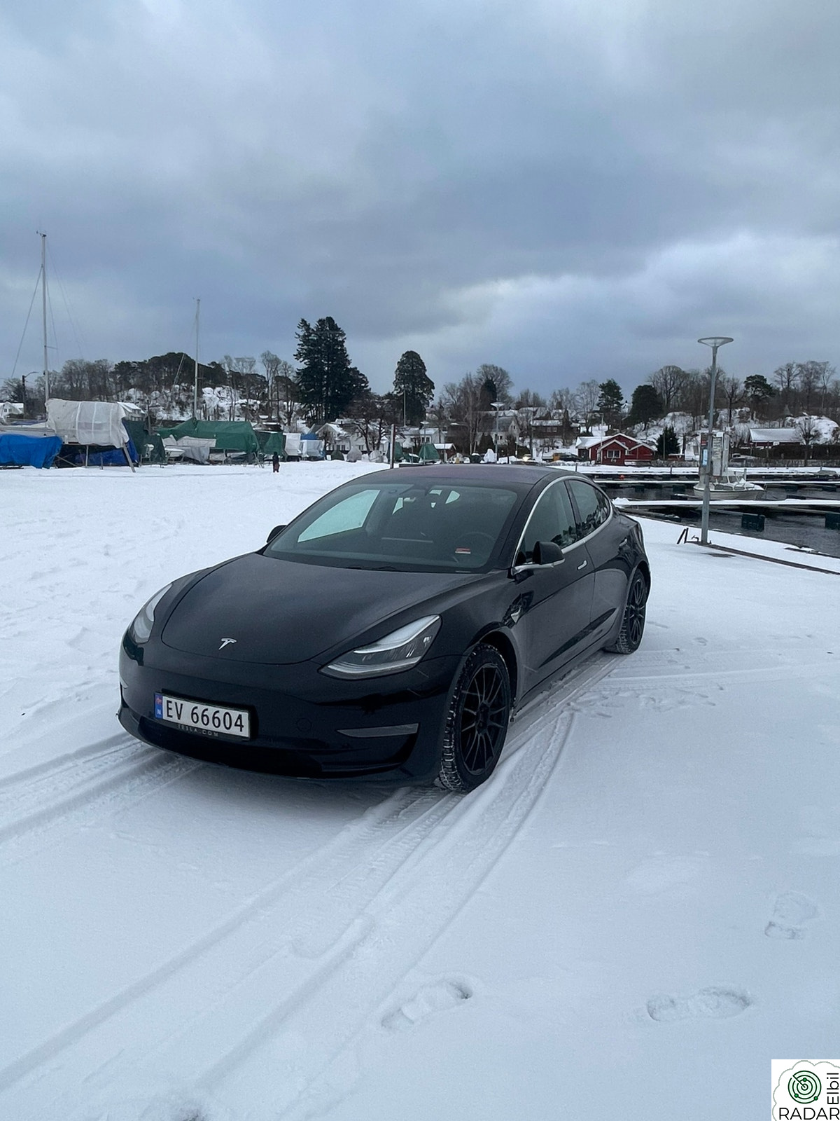 TESLA Model 3 Long Range firehjulsdrift