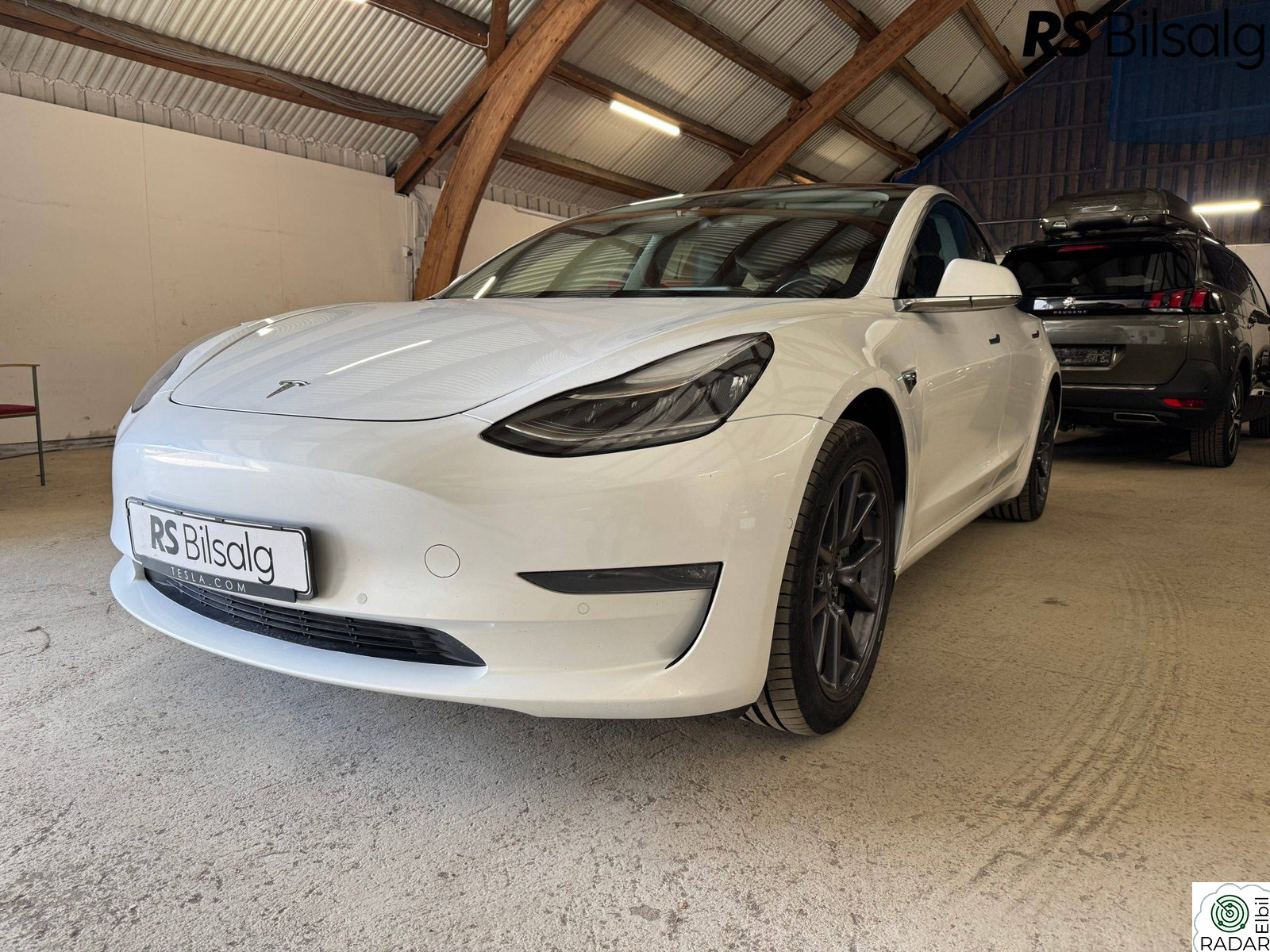 TESLA Model 3 LONG RANGE/AWD/HFESTE/EUOK2027/SKINN